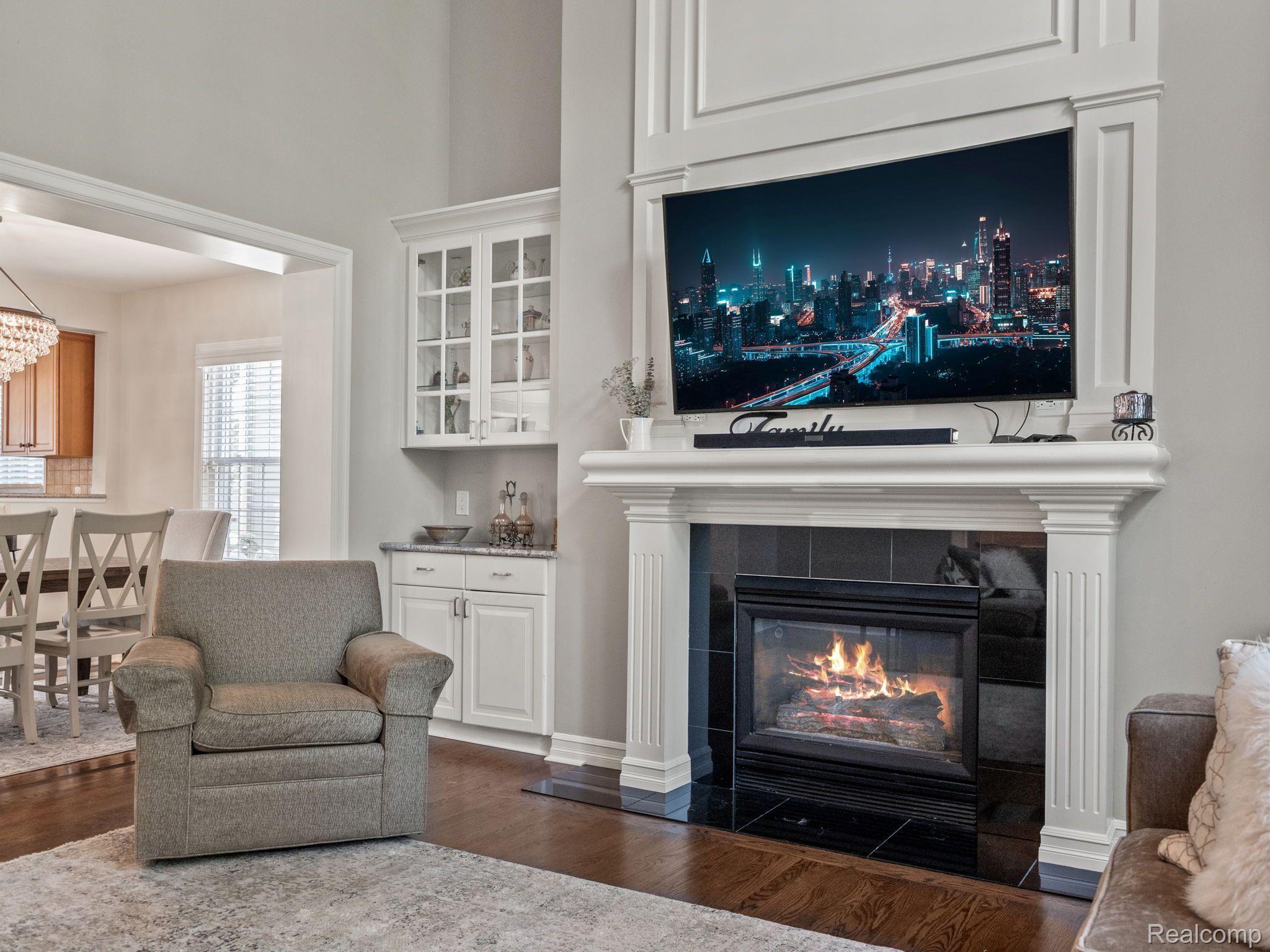 299 WESTCHESTER WAY