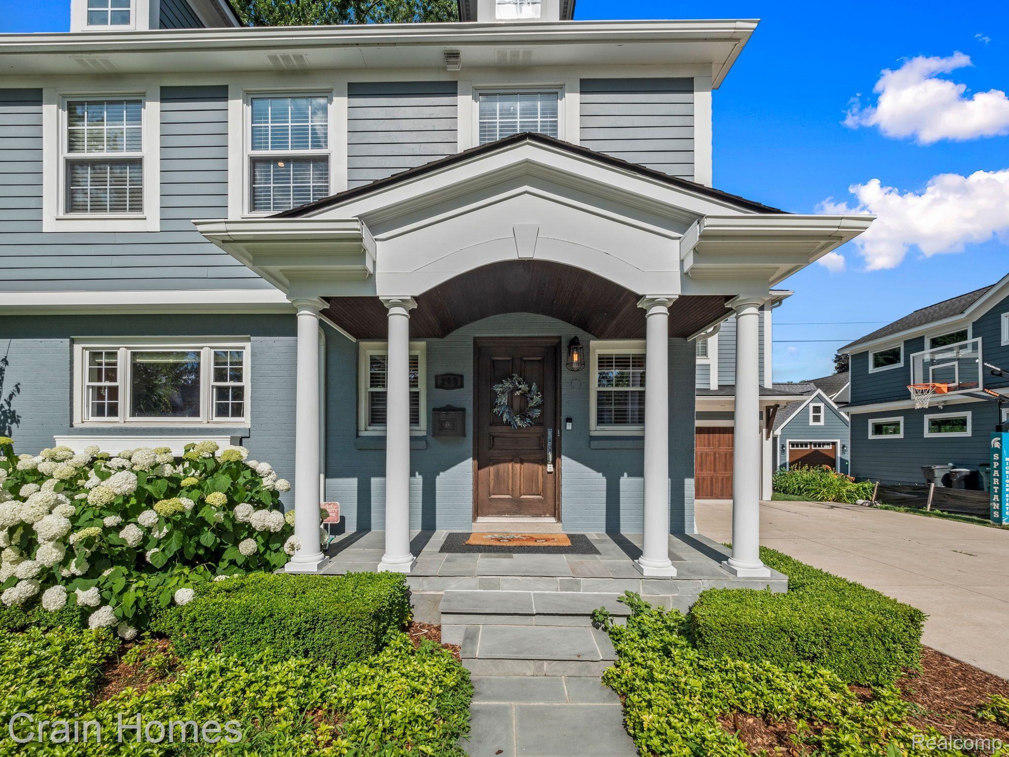 299 WESTCHESTER WAY