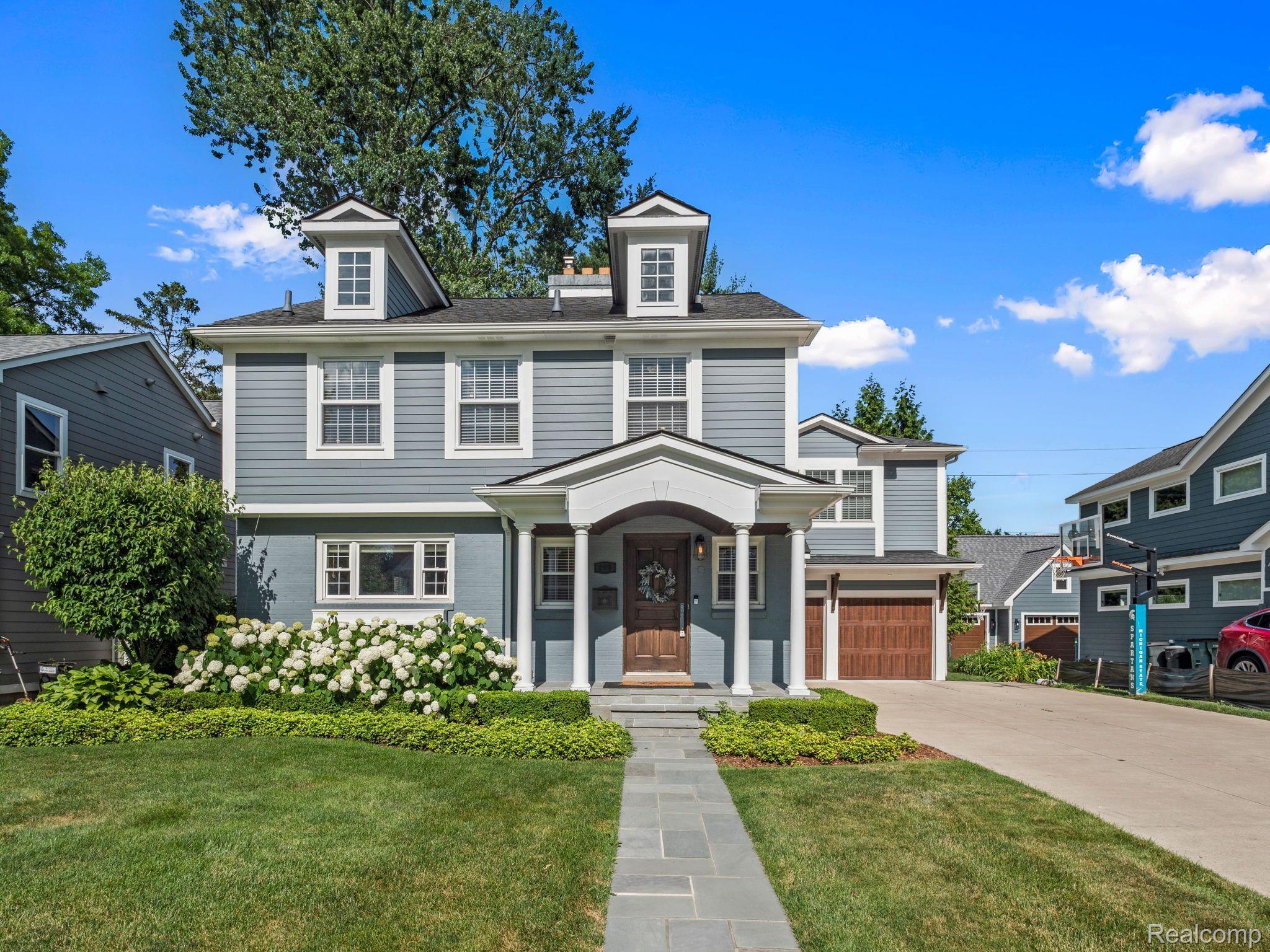 299 WESTCHESTER WAY
