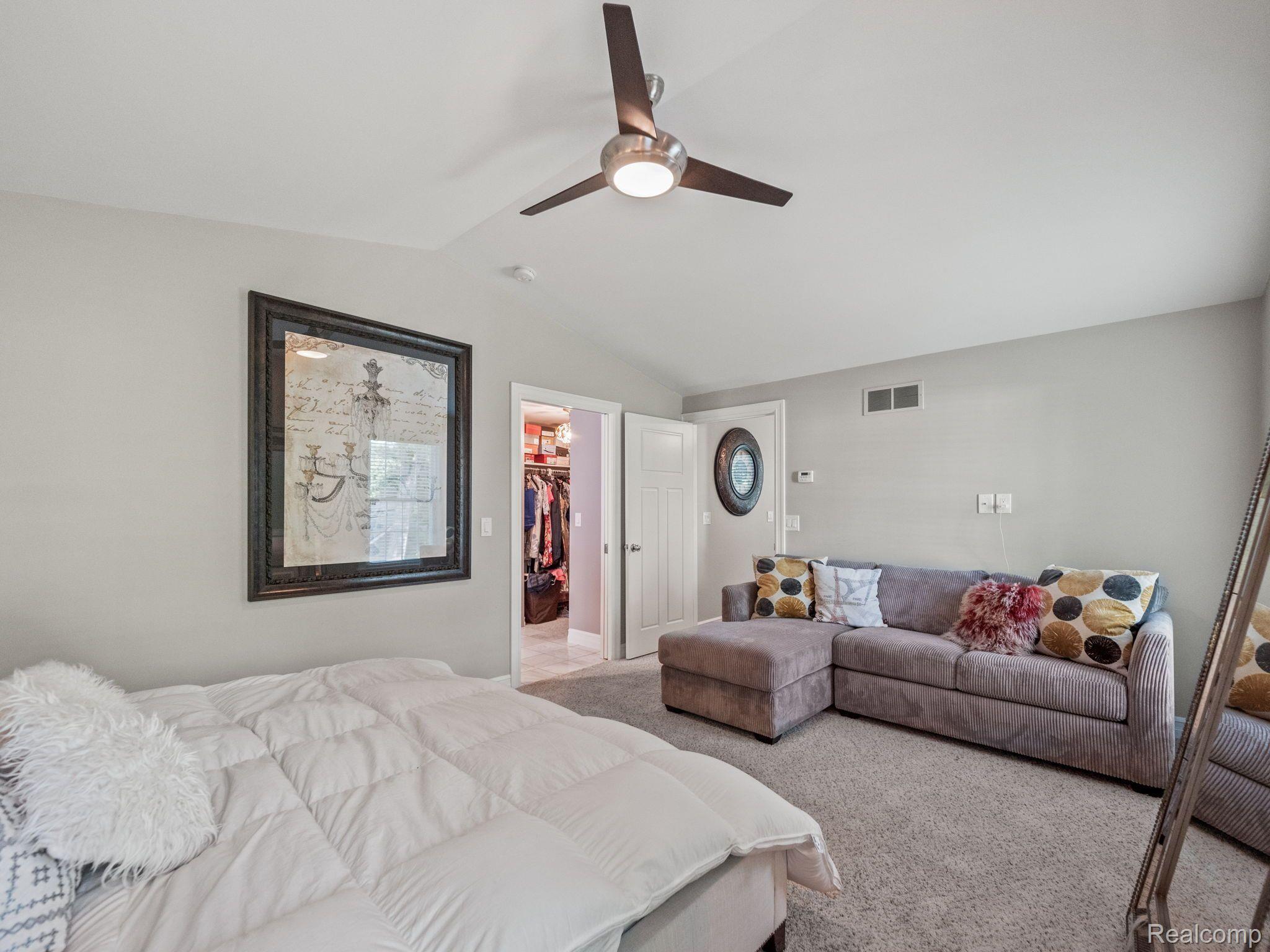 299 WESTCHESTER WAY