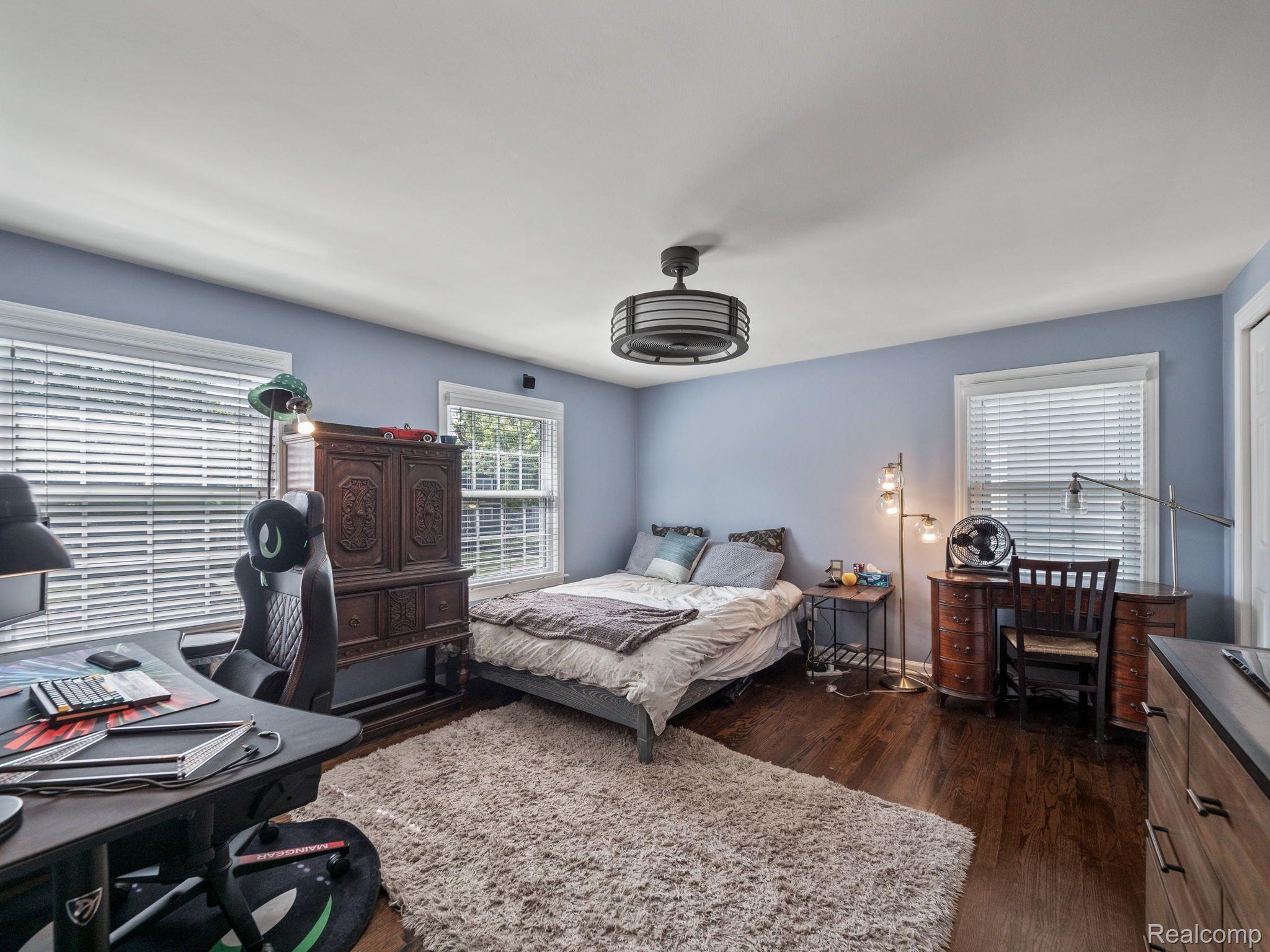 299 WESTCHESTER WAY