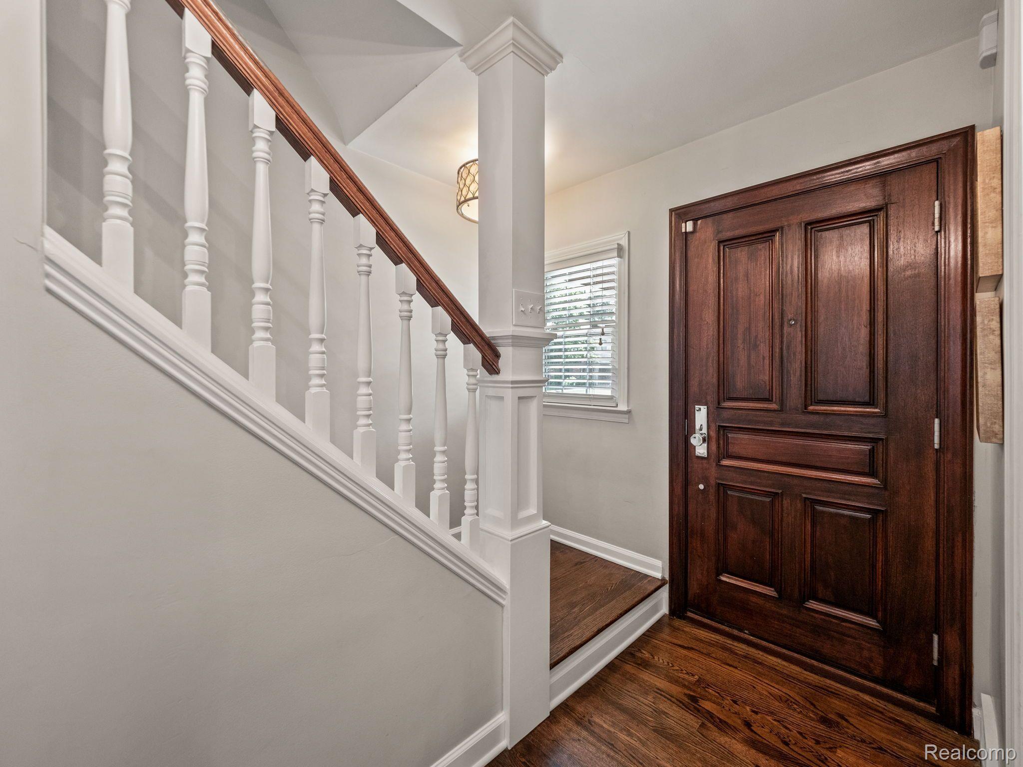 299 WESTCHESTER WAY