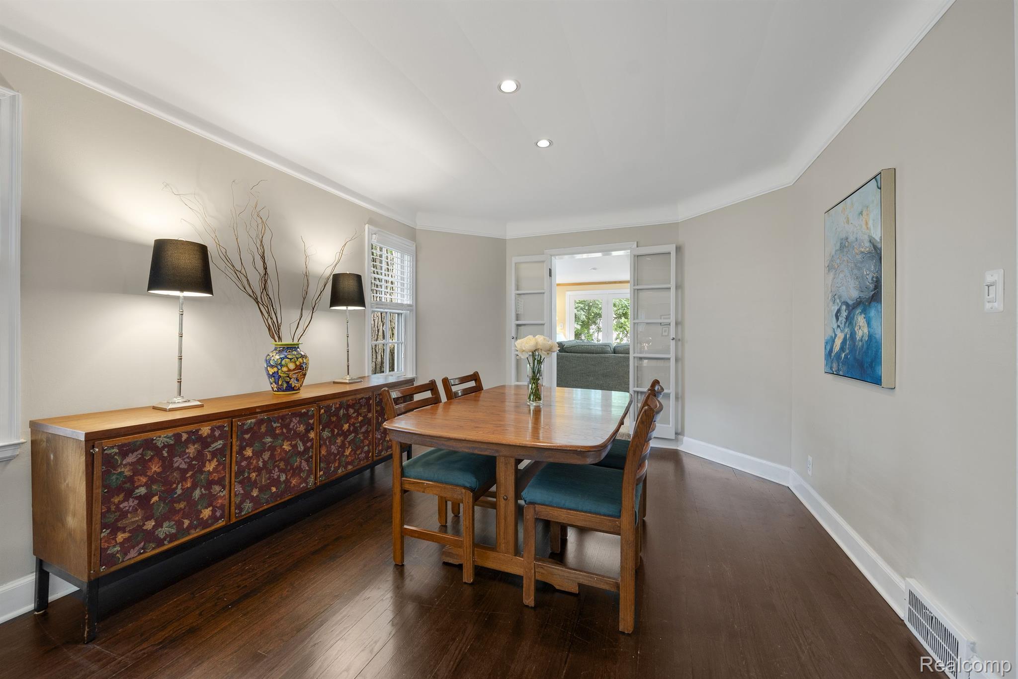 12924 SHERWOOD DRIVE