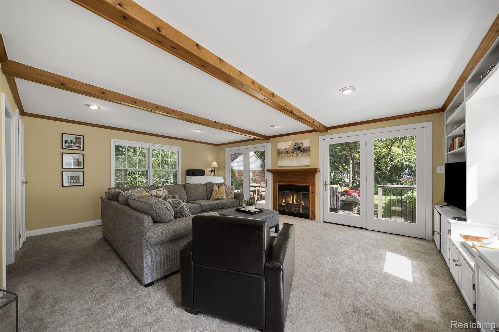 12924 SHERWOOD DRIVE