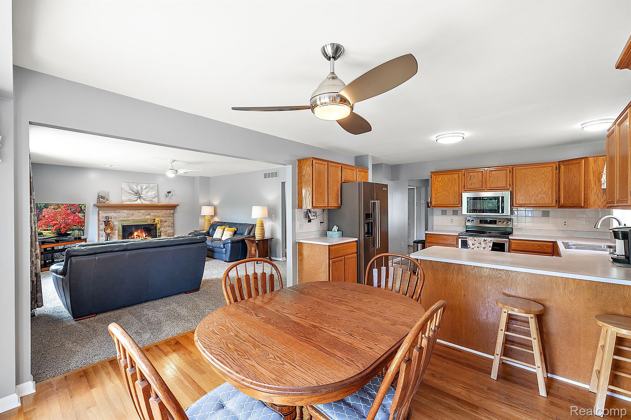 52696 MARY MARTIN DRIVE