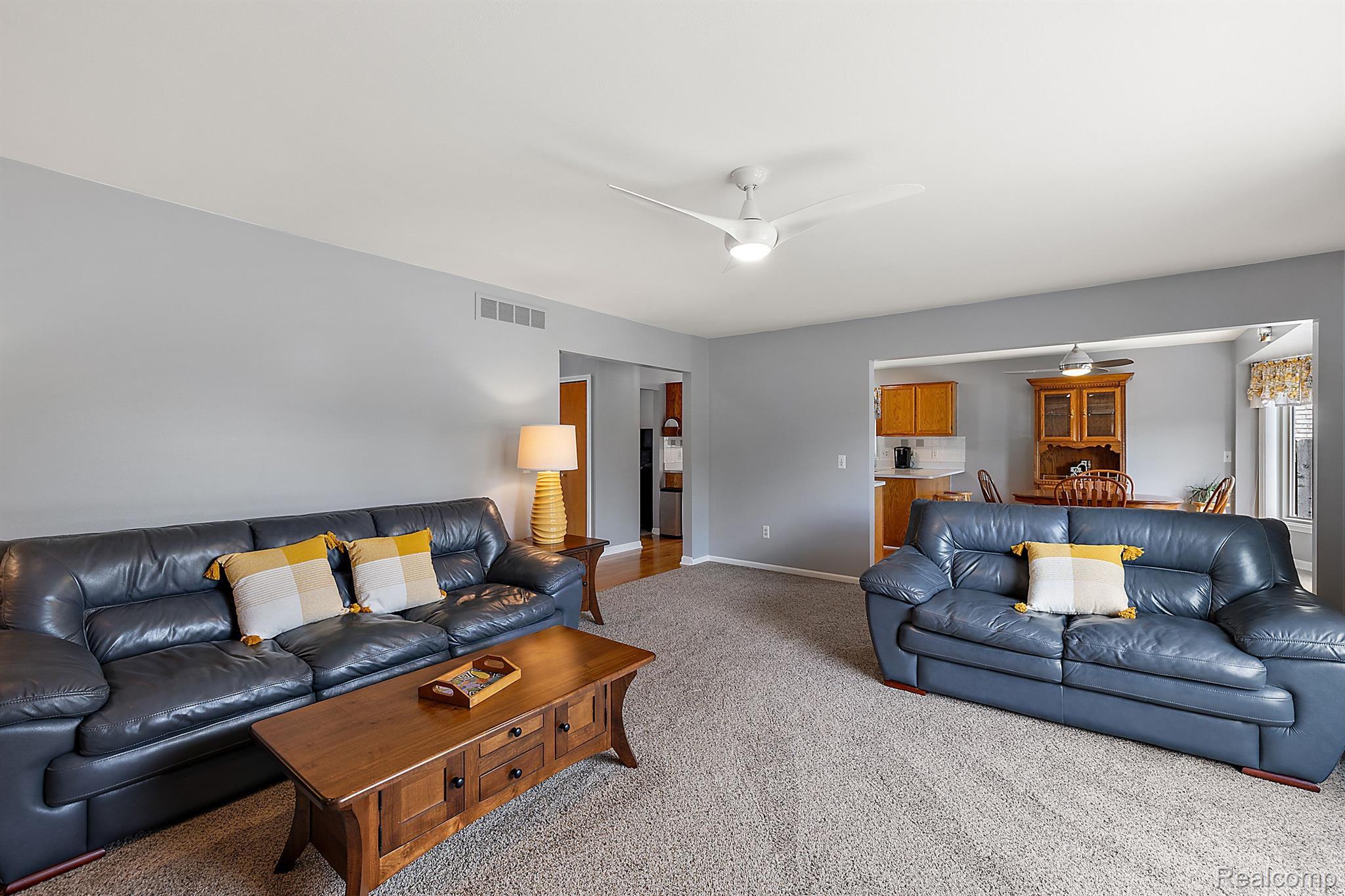52696 MARY MARTIN DRIVE