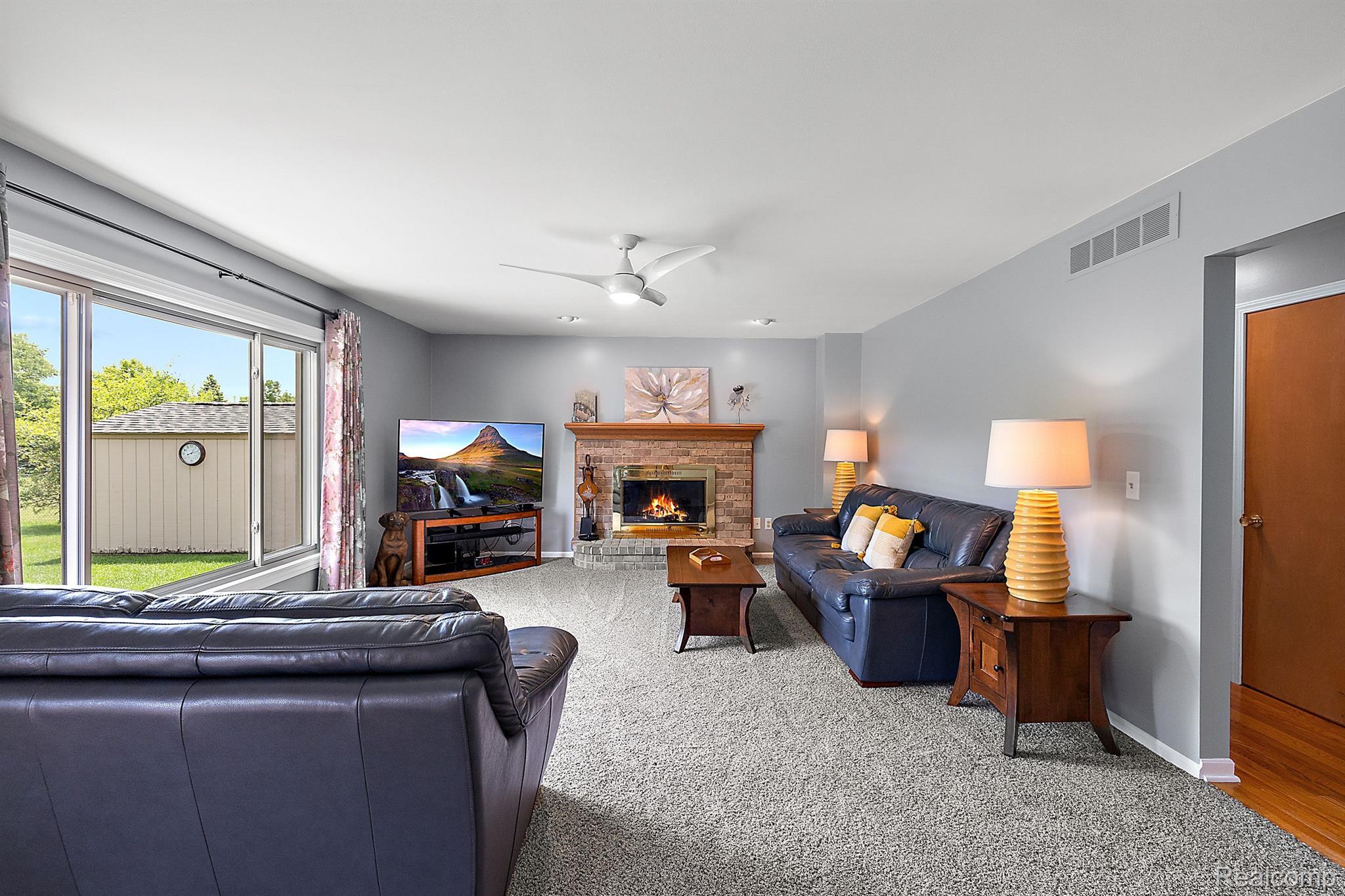 52696 MARY MARTIN DRIVE
