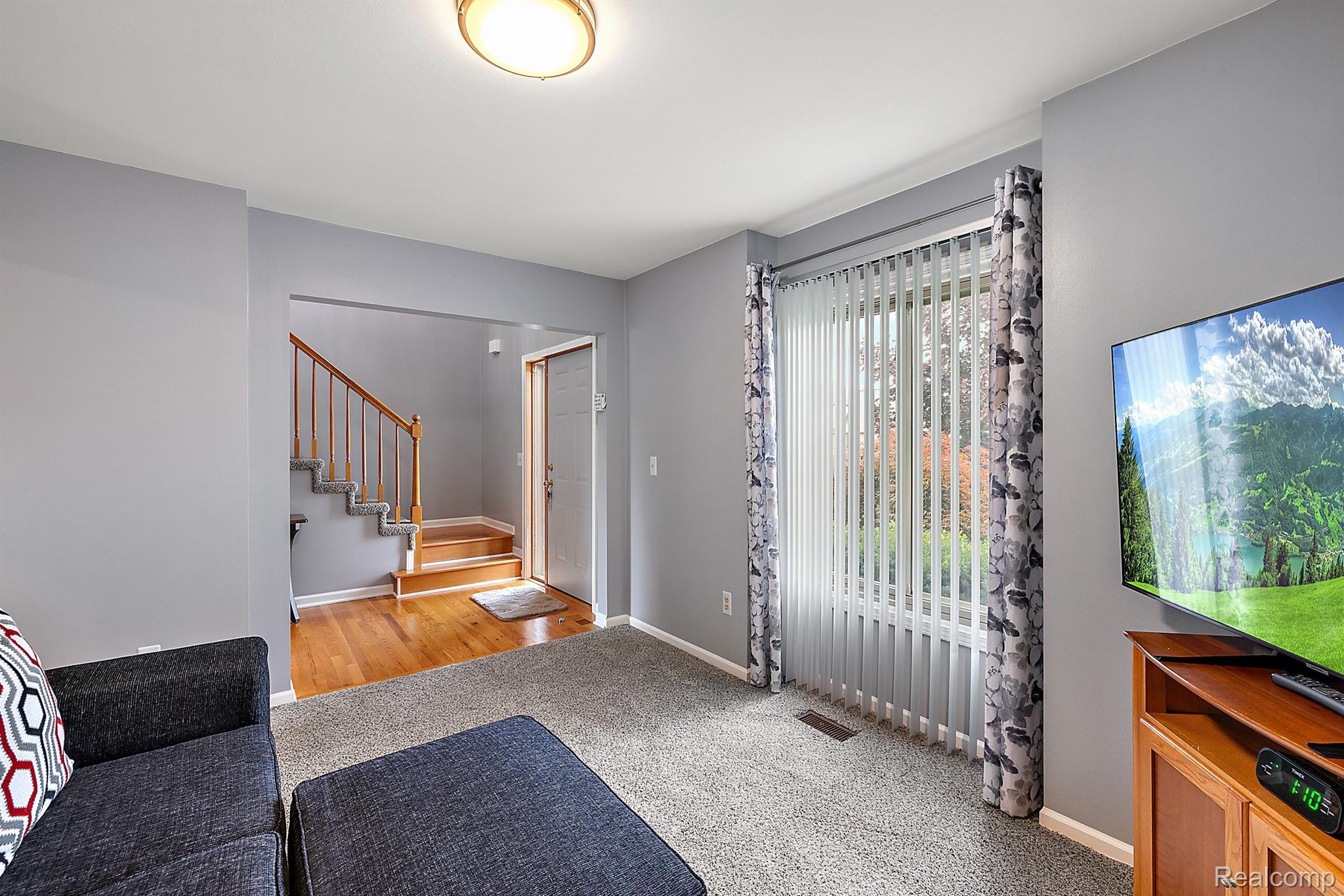 52696 MARY MARTIN DRIVE