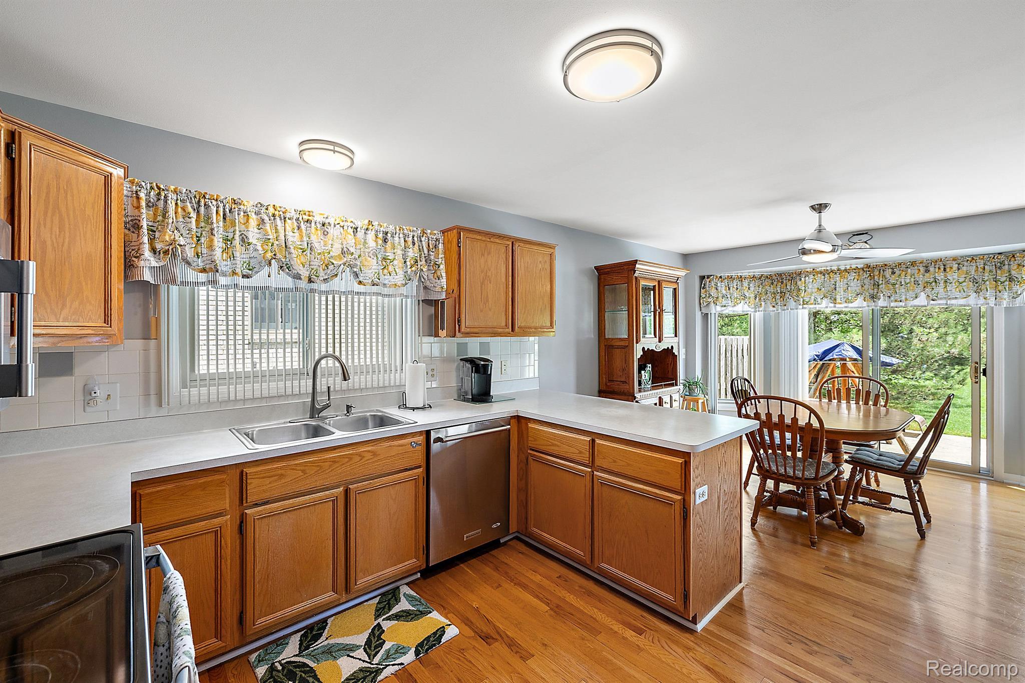 52696 MARY MARTIN DRIVE