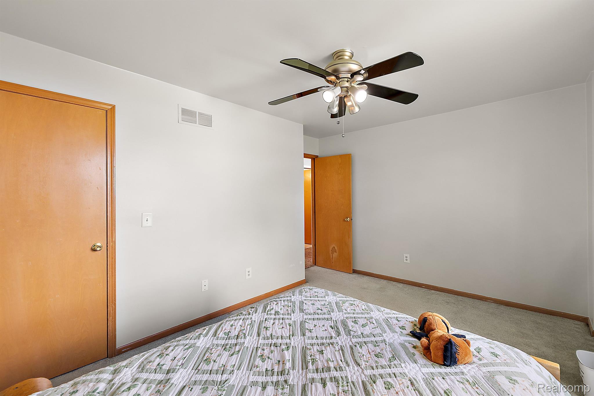 52696 MARY MARTIN DRIVE