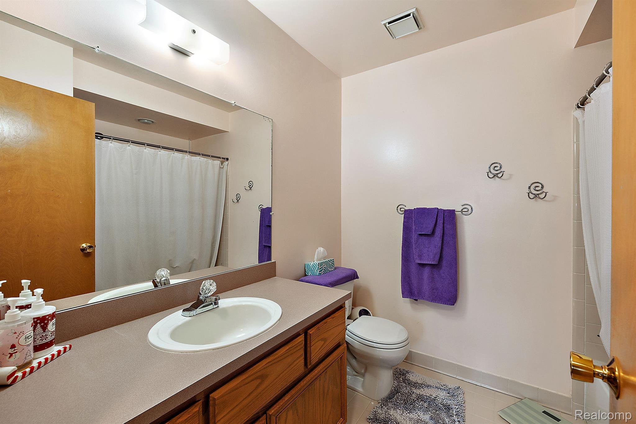 52696 MARY MARTIN DRIVE