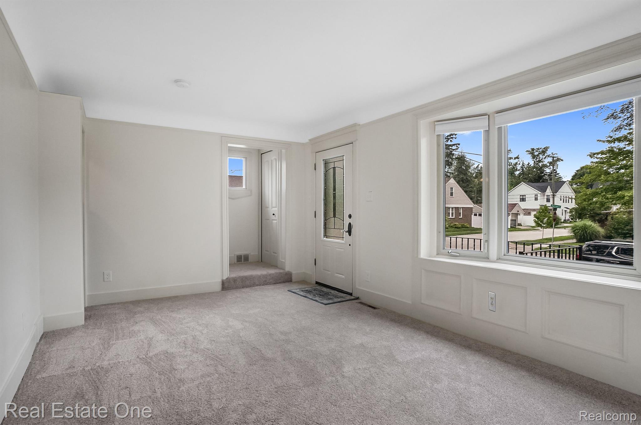 233 N EDISON AVENUE