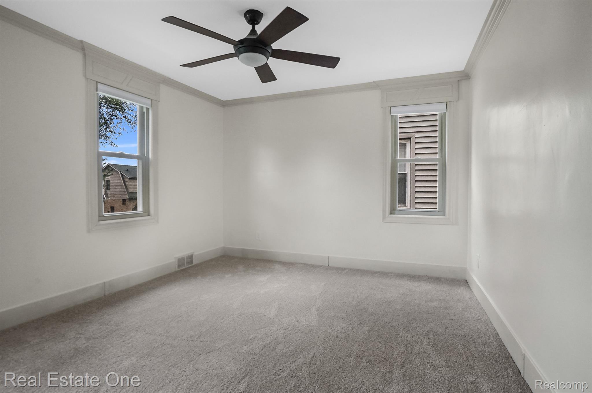 233 N EDISON AVENUE