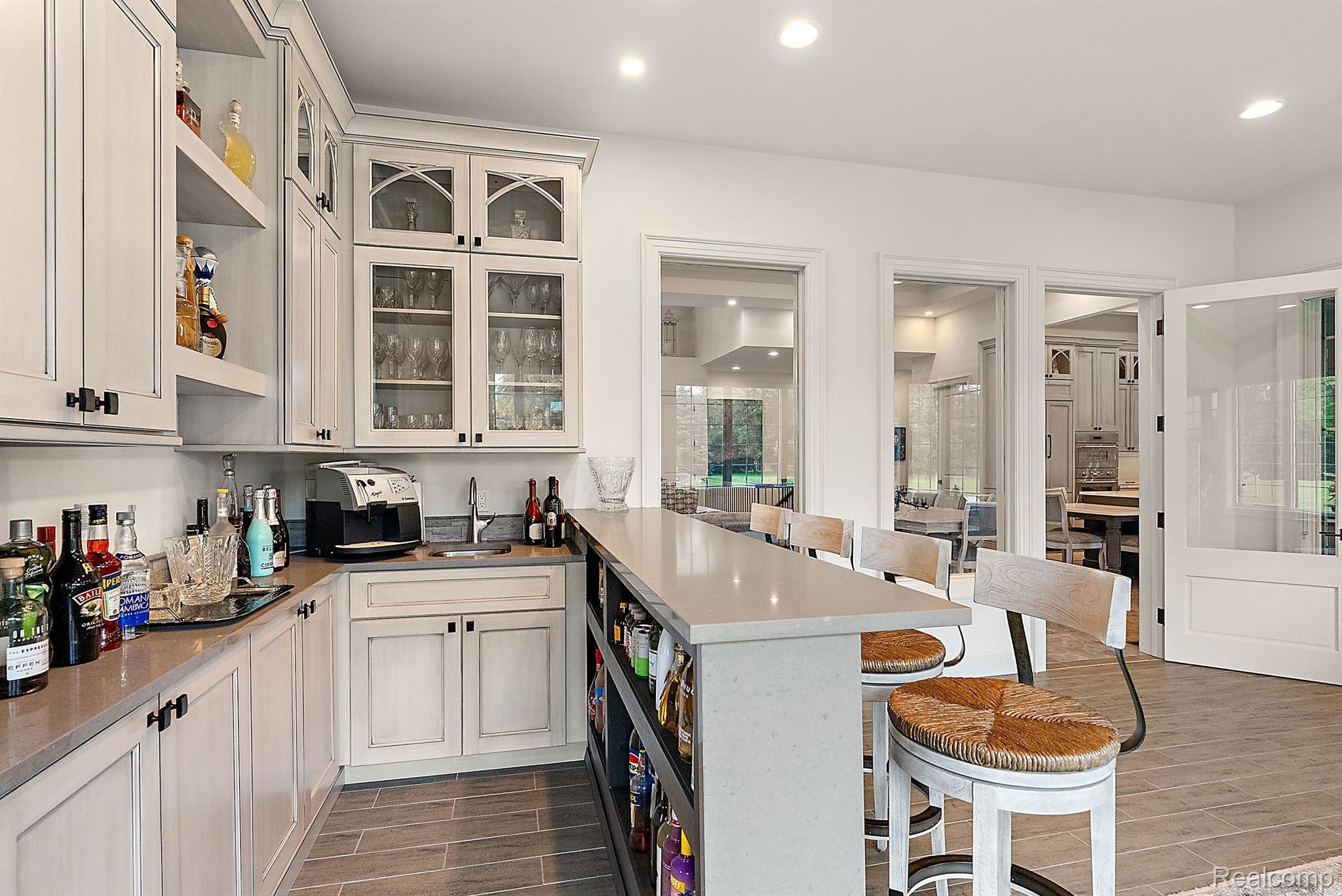 69356 LAKE POINT COURT