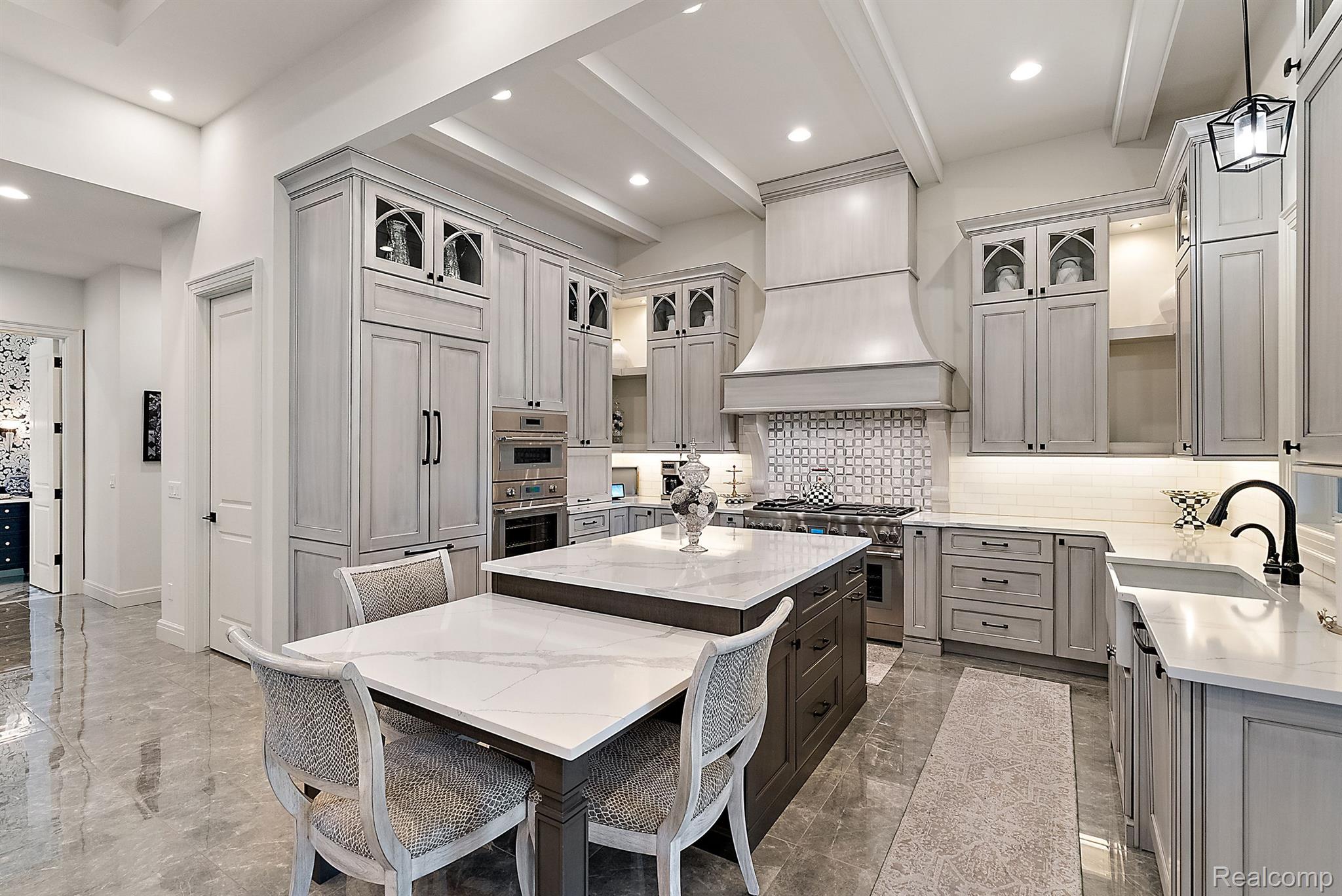 69356 LAKE POINT COURT