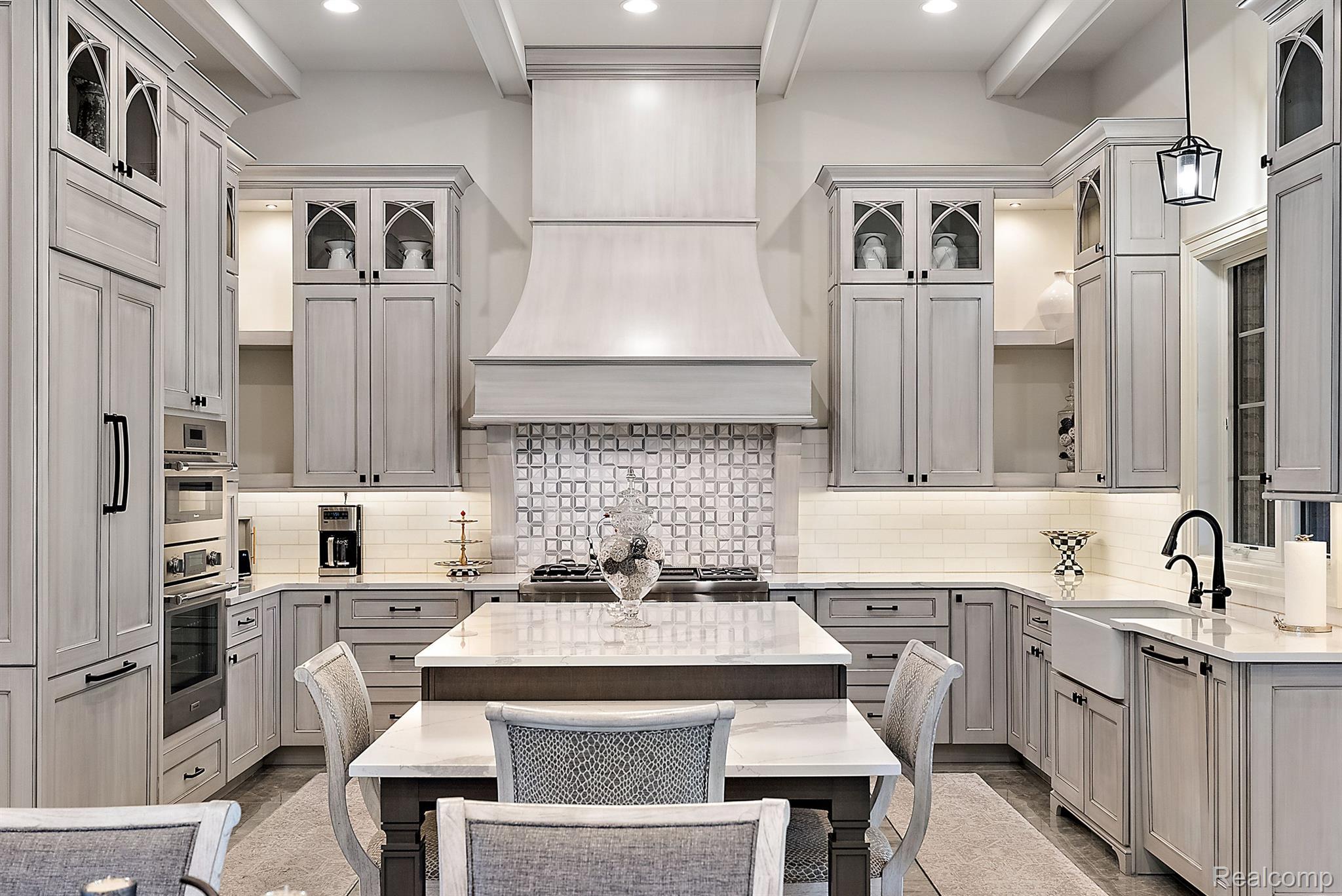 69356 LAKE POINT COURT