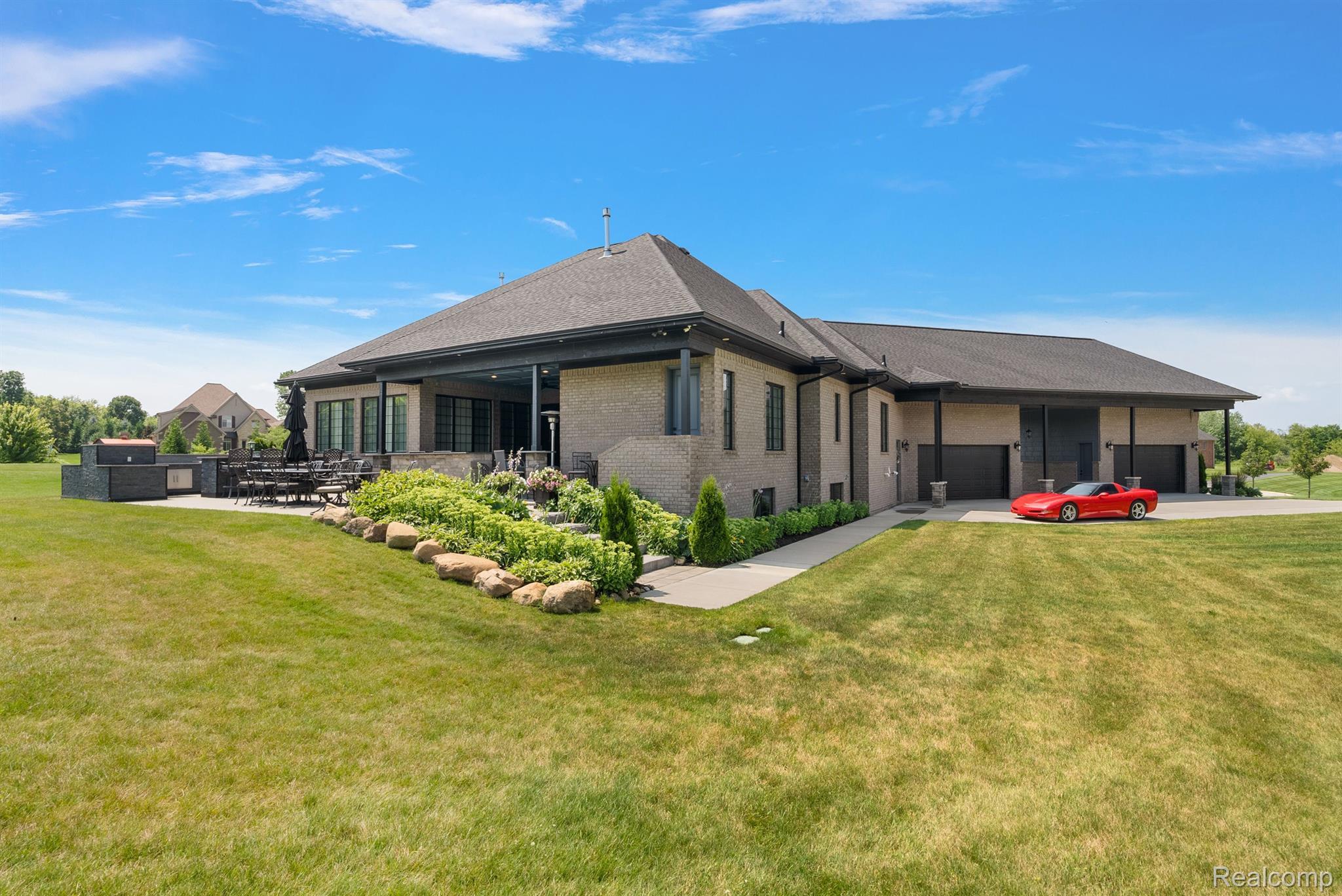 69356 LAKE POINT COURT