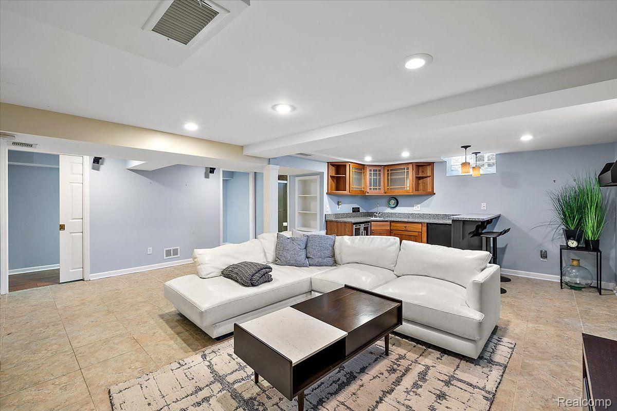 3581 WAKEFIELD ROAD