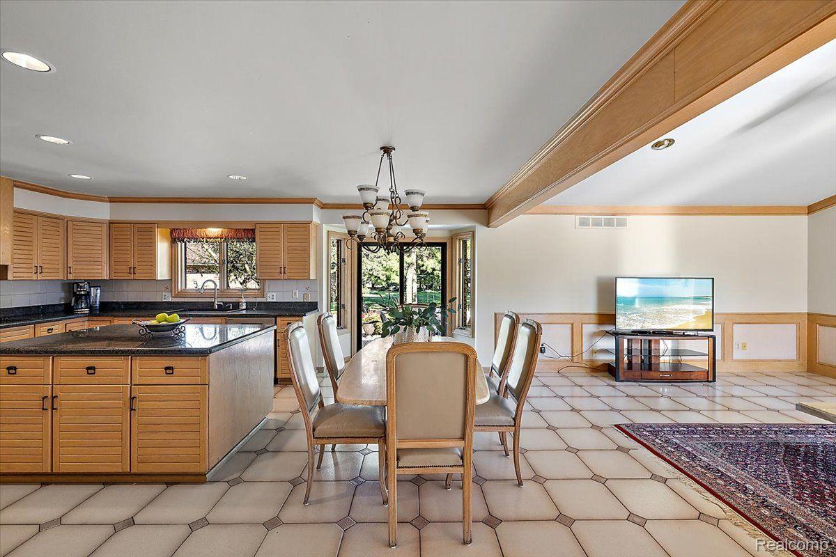 12543 CEDAR COURT