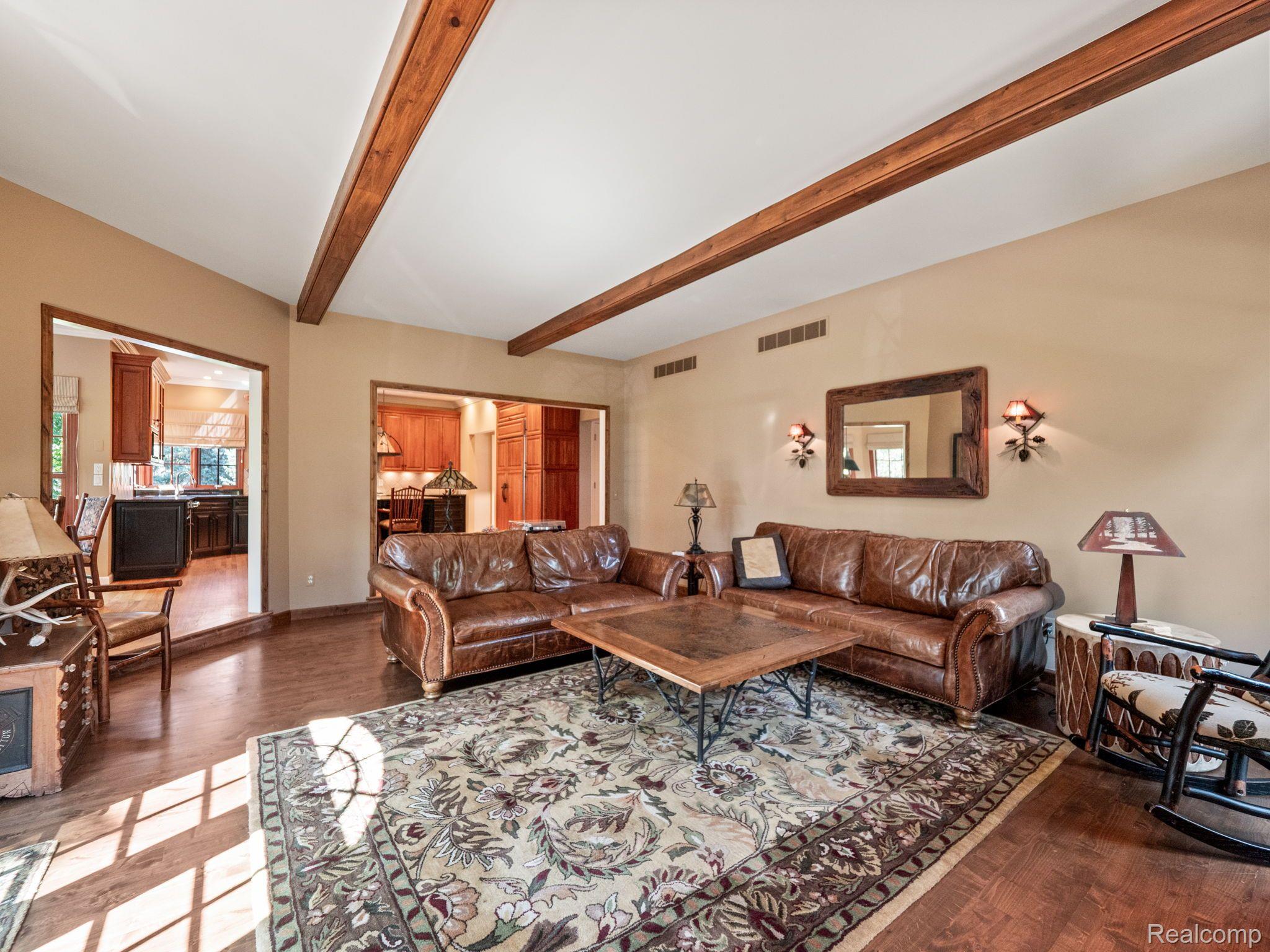3513 SHAKESPEARE DRIVE