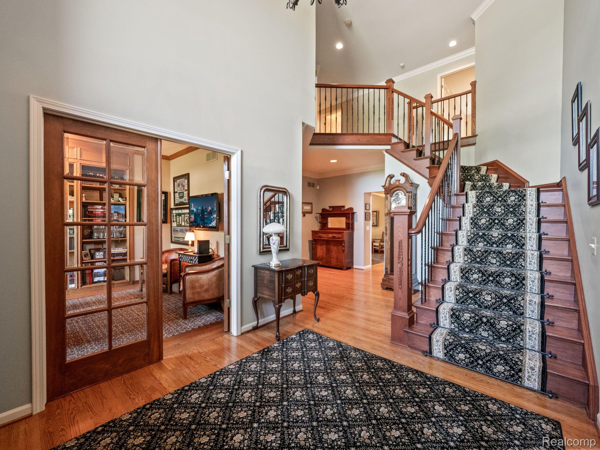 3513 SHAKESPEARE DRIVE