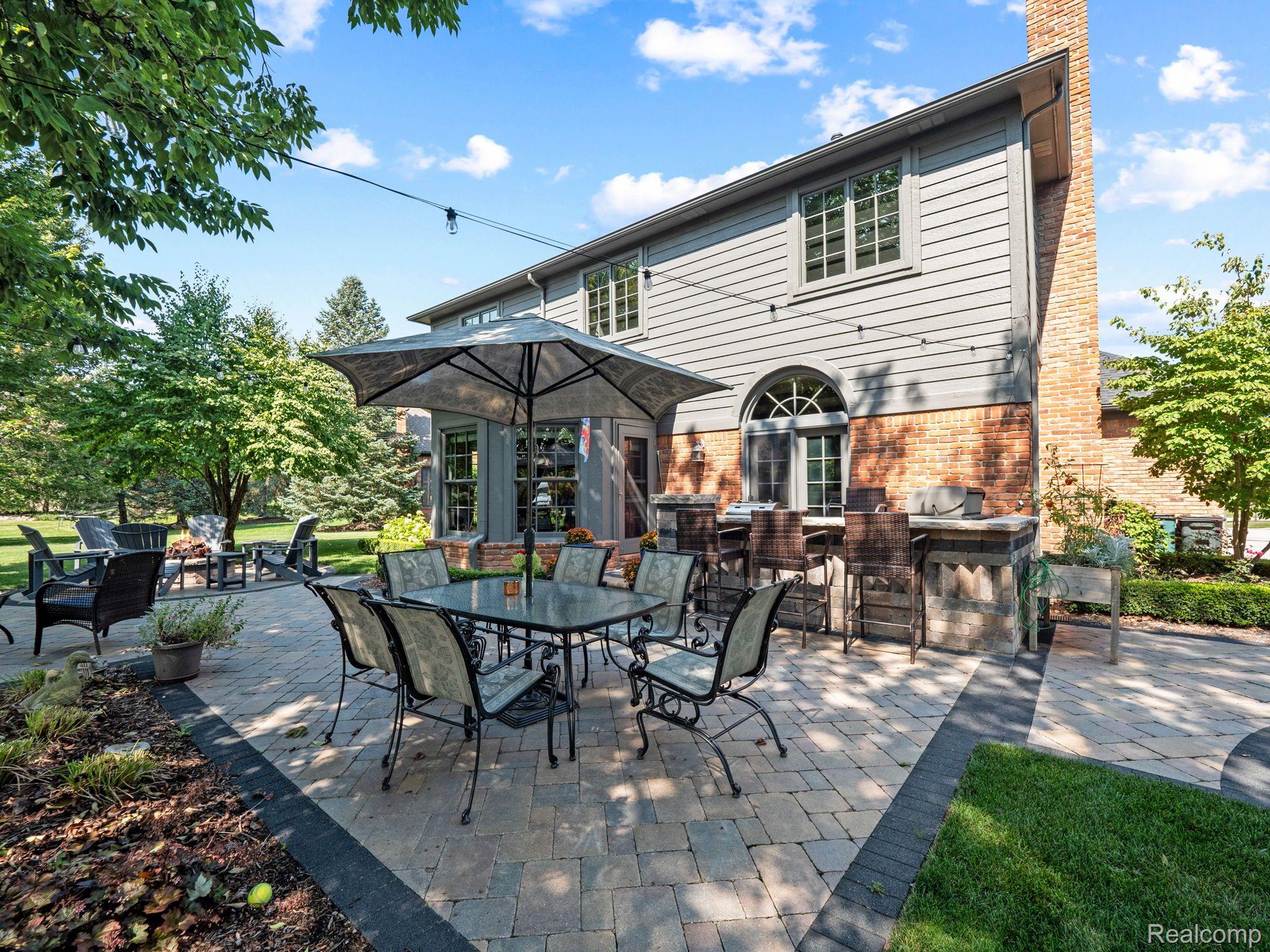 3513 SHAKESPEARE DRIVE