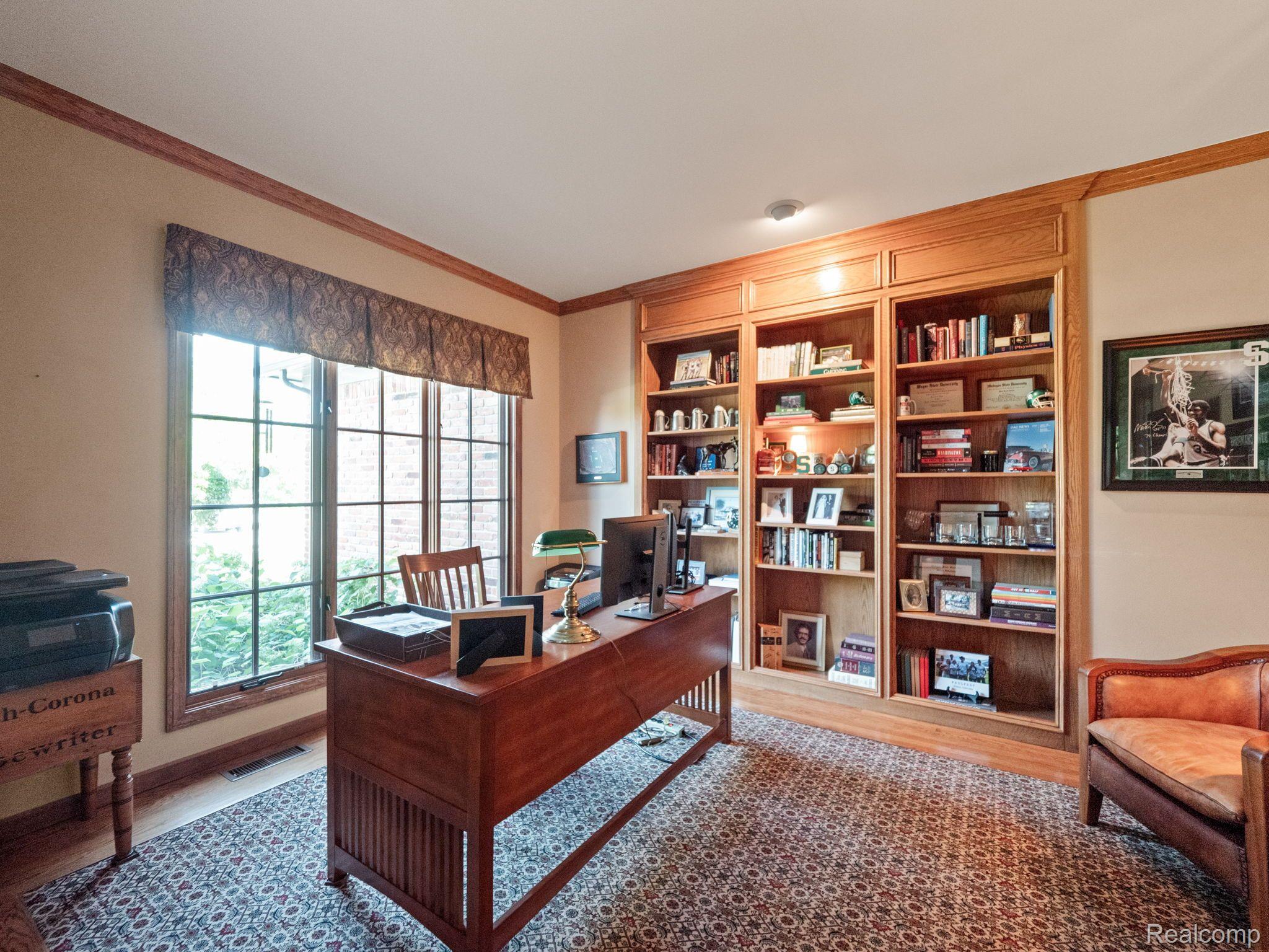 3513 SHAKESPEARE DRIVE