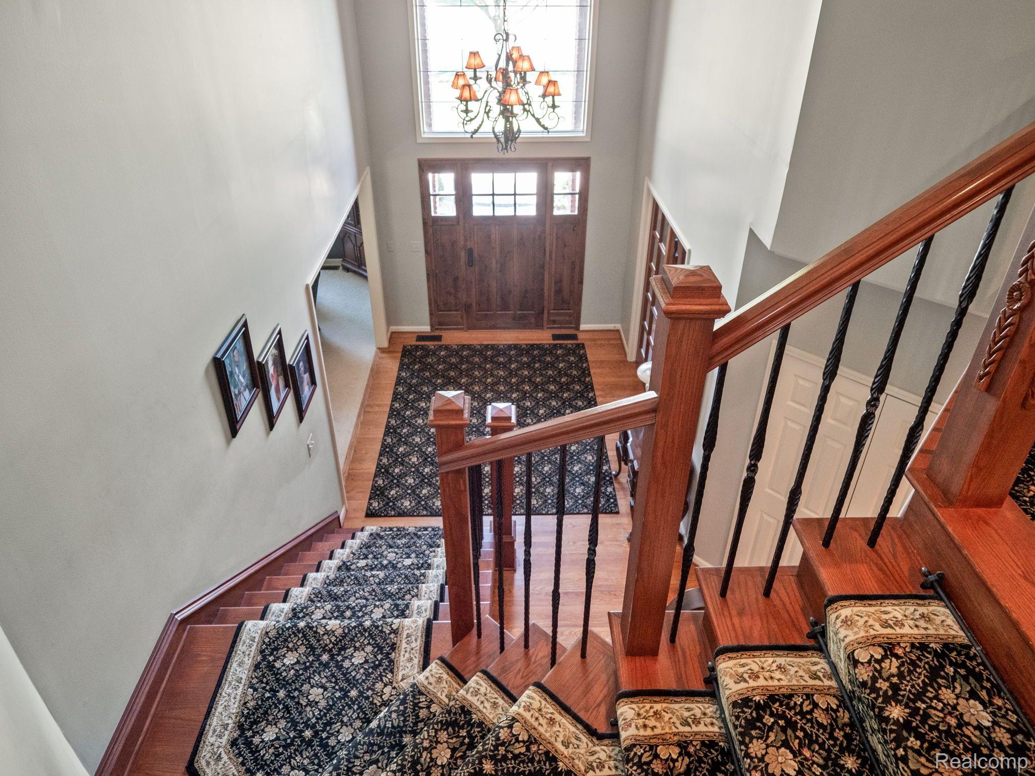 3513 SHAKESPEARE DRIVE
