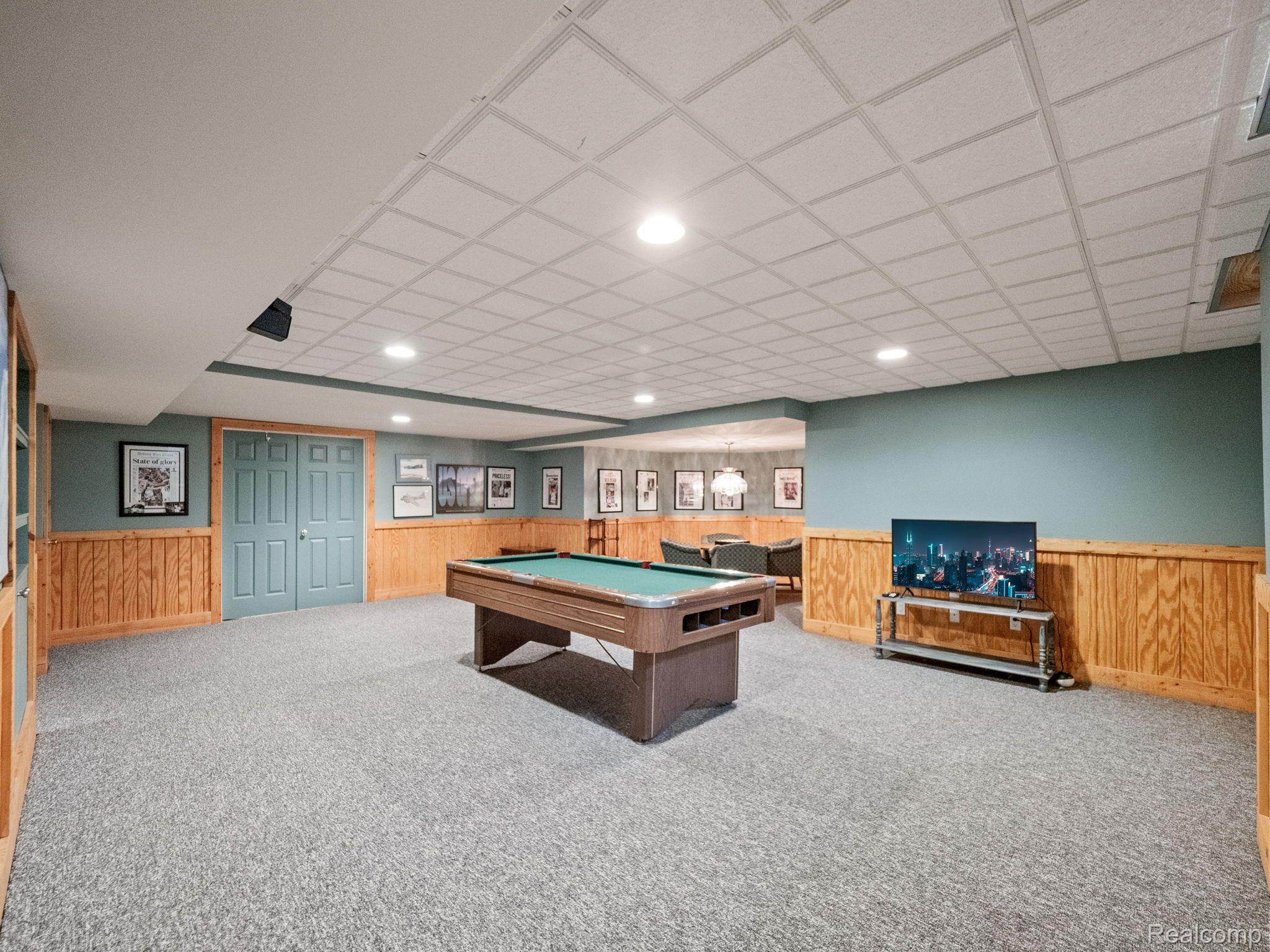 3513 SHAKESPEARE DRIVE