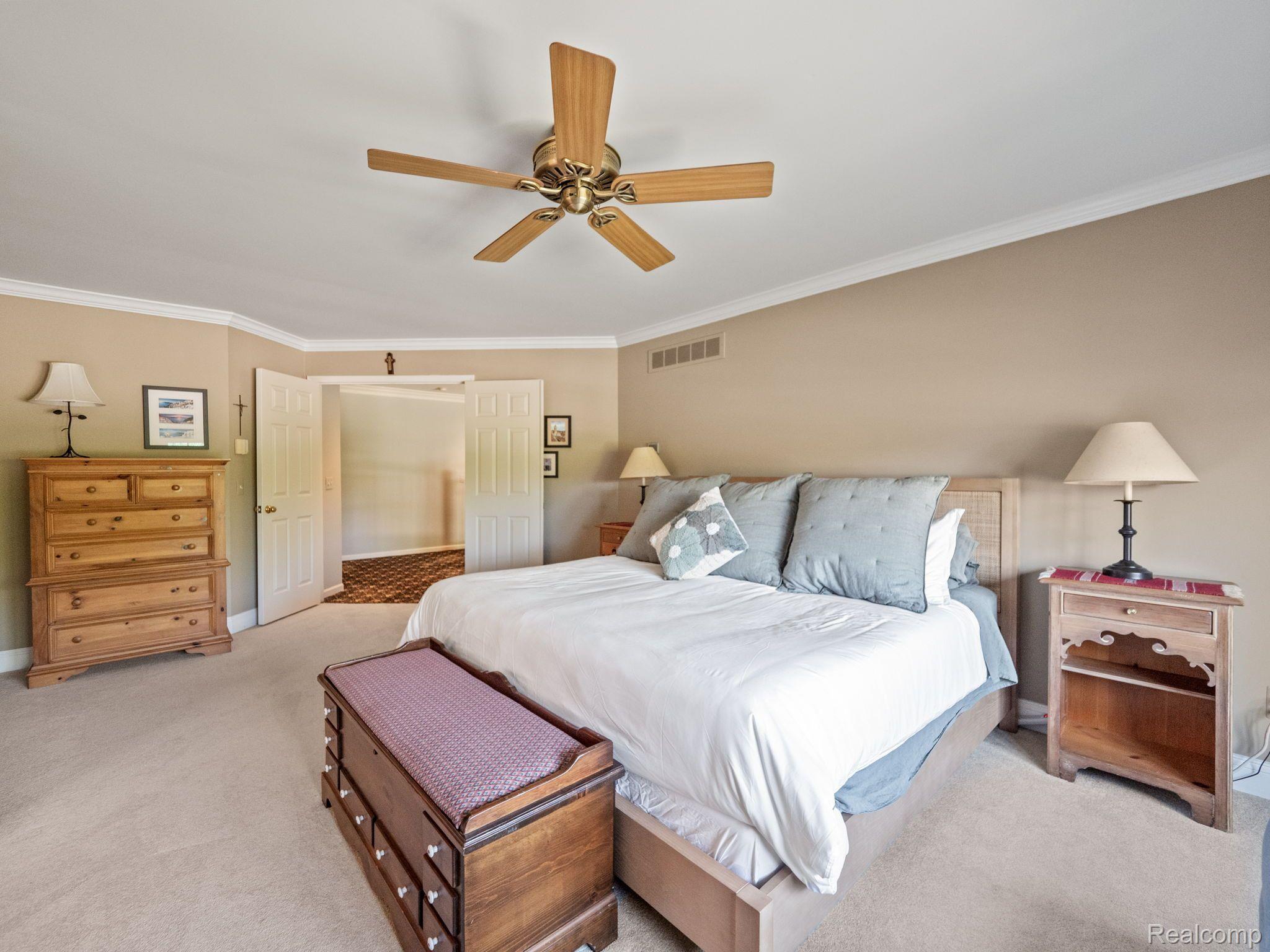 3513 SHAKESPEARE DRIVE