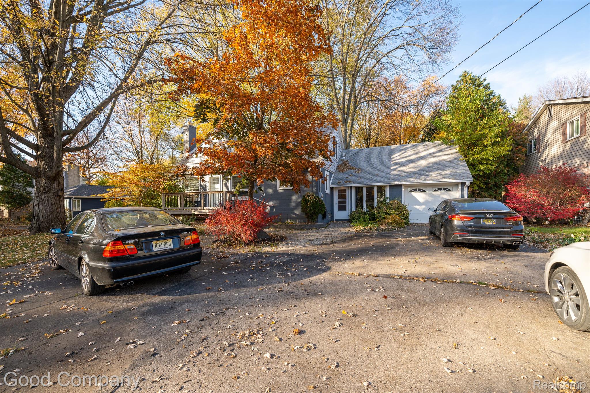 816 W 13 MILE ROAD