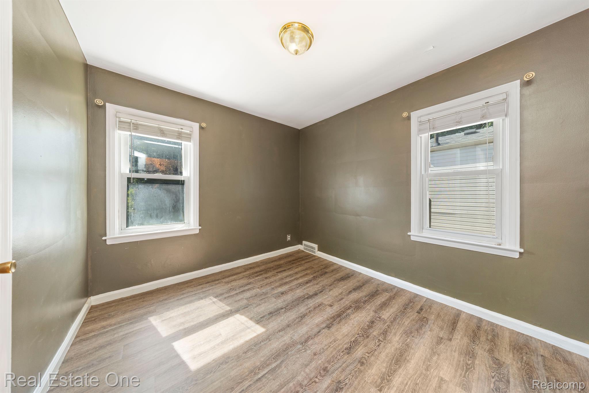 1347 HAMPTON ROAD