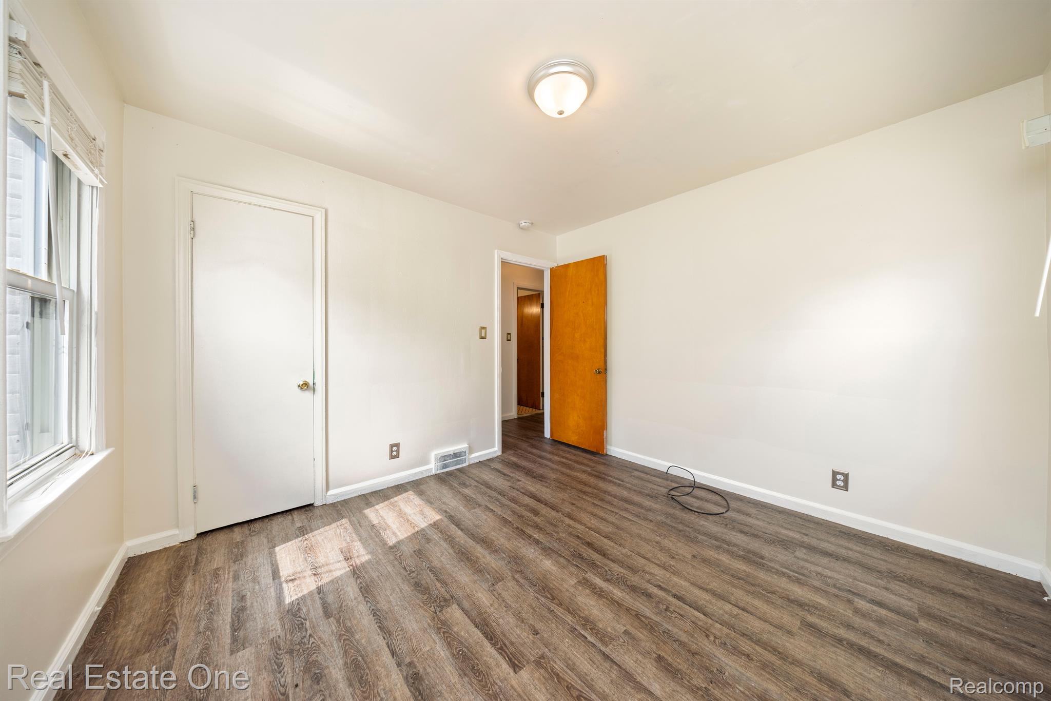 1347 HAMPTON ROAD