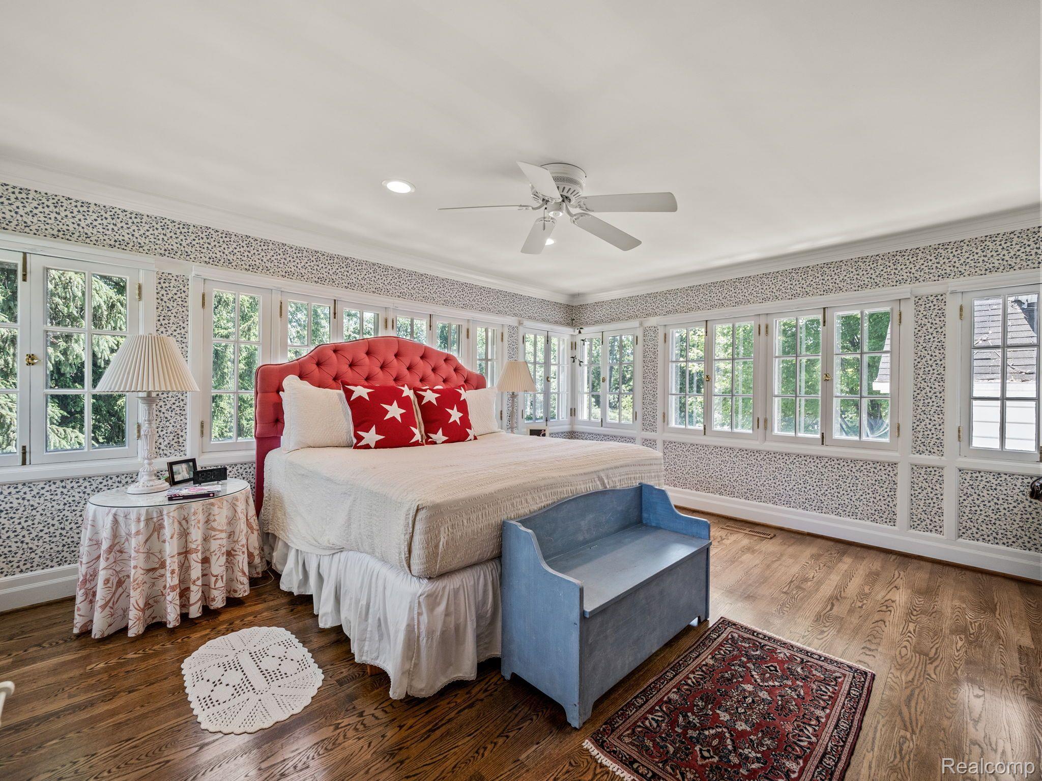 1155 QUARTON ROAD