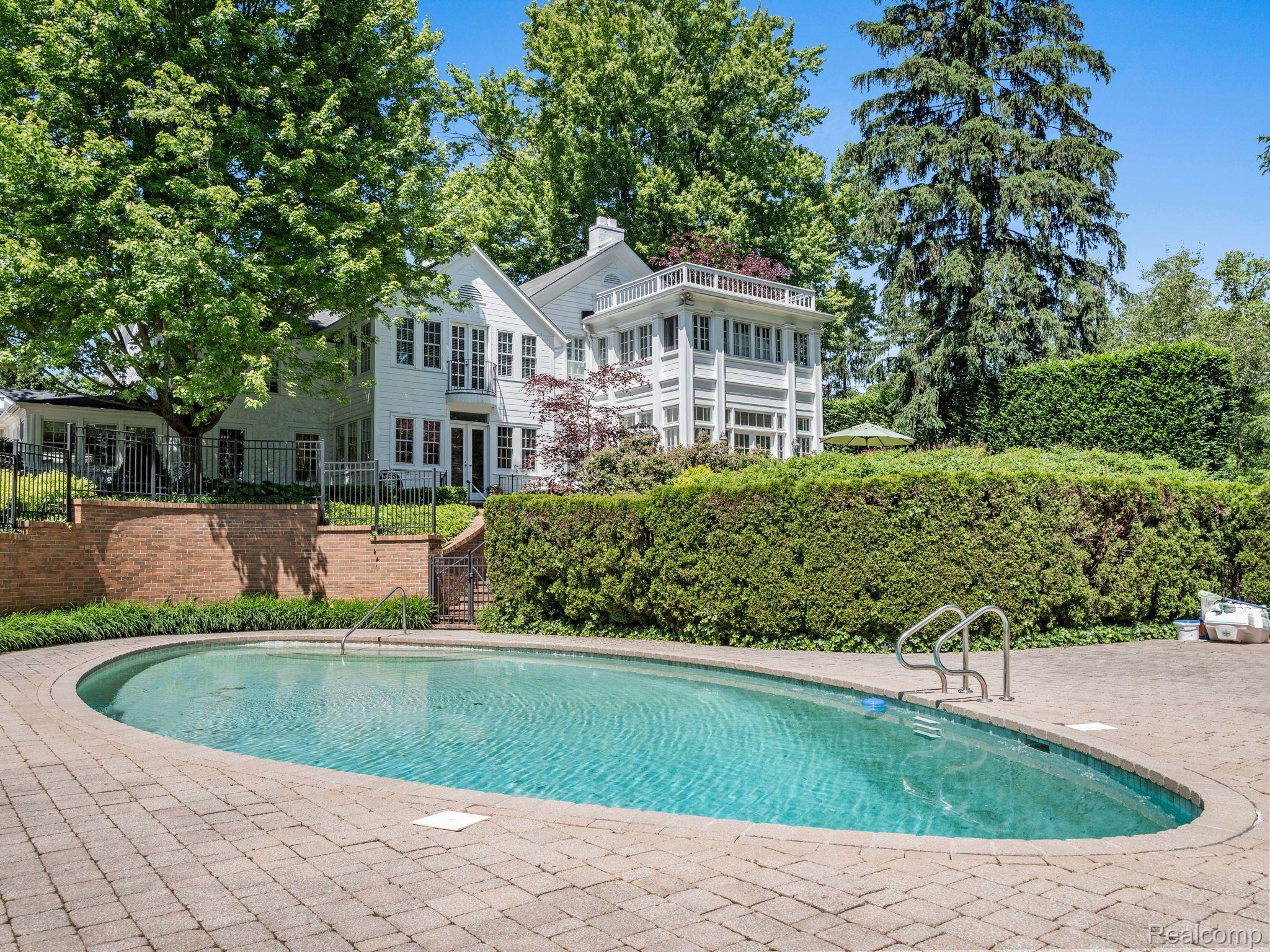 1155 QUARTON ROAD