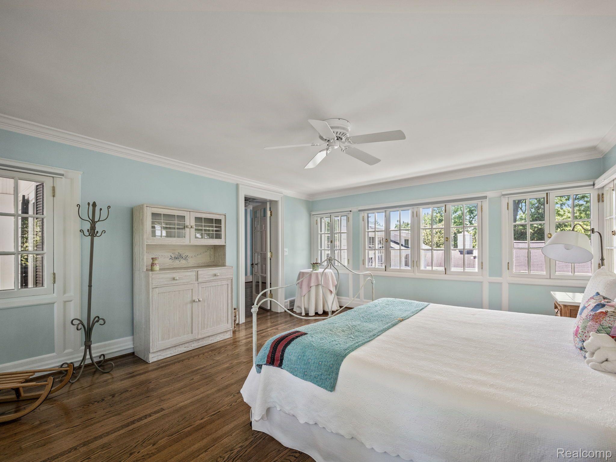 1155 QUARTON ROAD