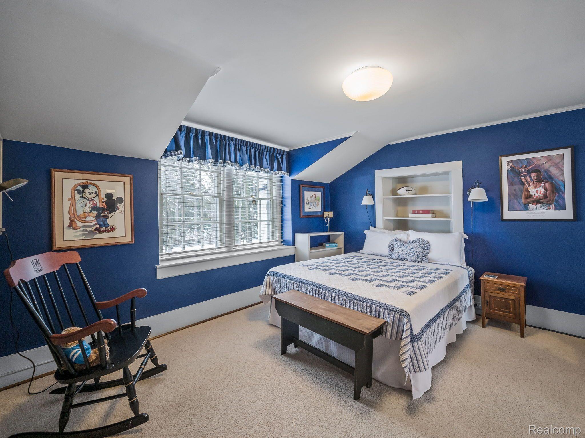 1155 QUARTON ROAD