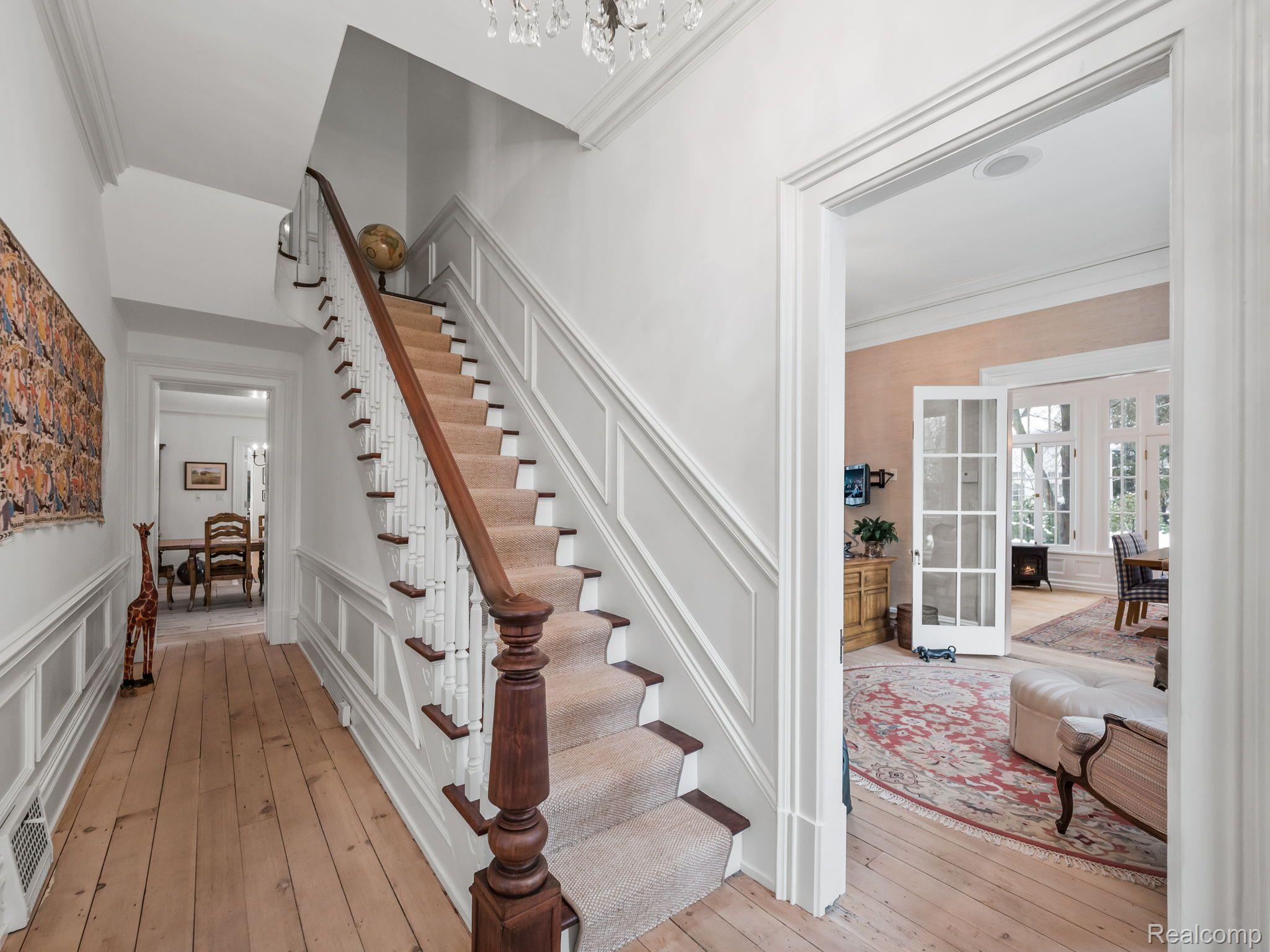 1155 QUARTON ROAD