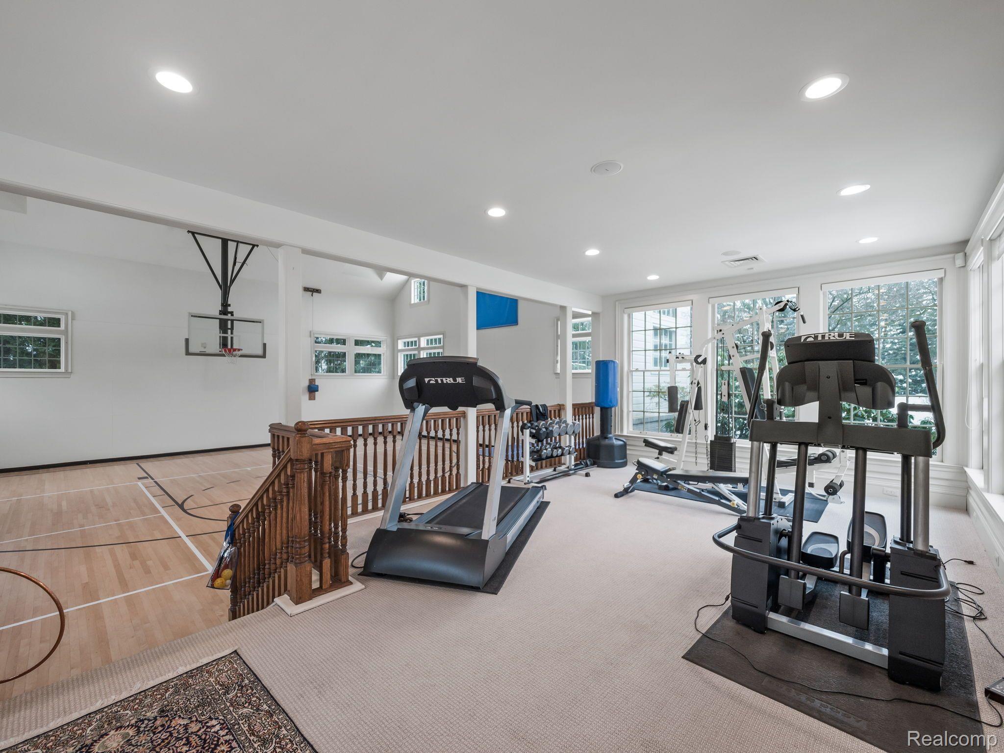 1155 QUARTON ROAD