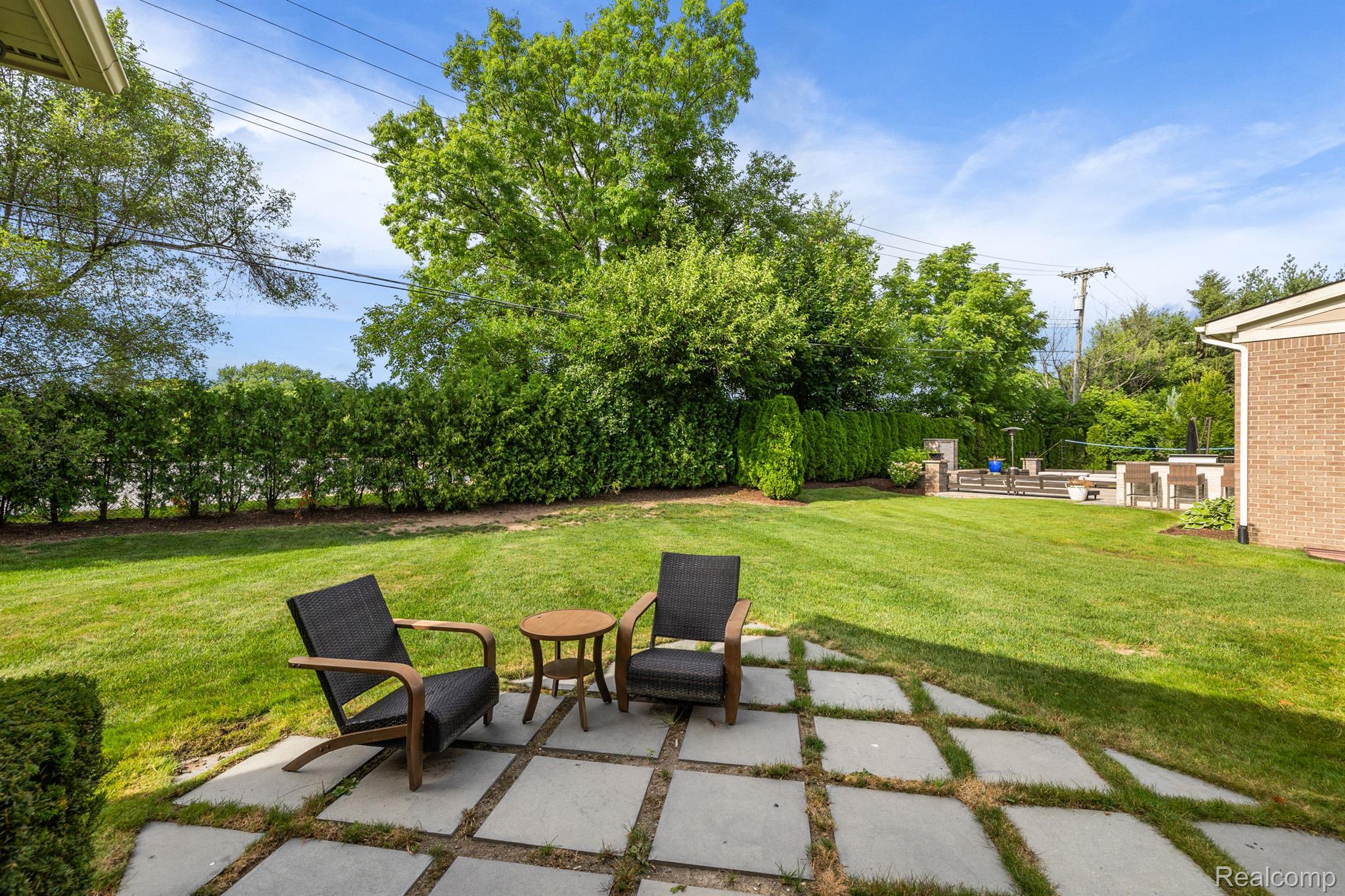 1151 MANCHESTER ROAD