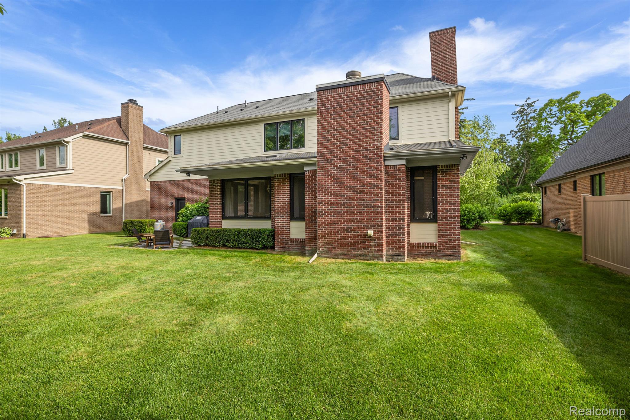 1151 MANCHESTER ROAD