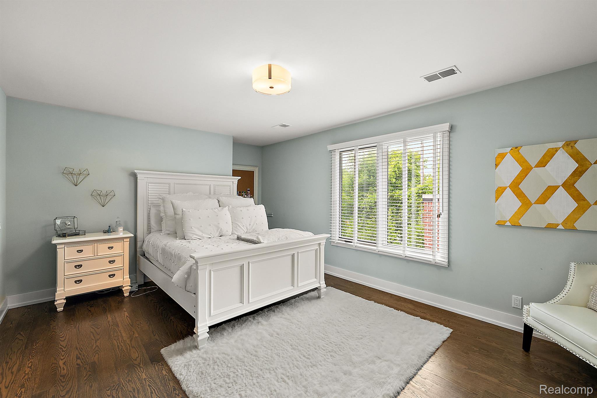 1151 MANCHESTER ROAD