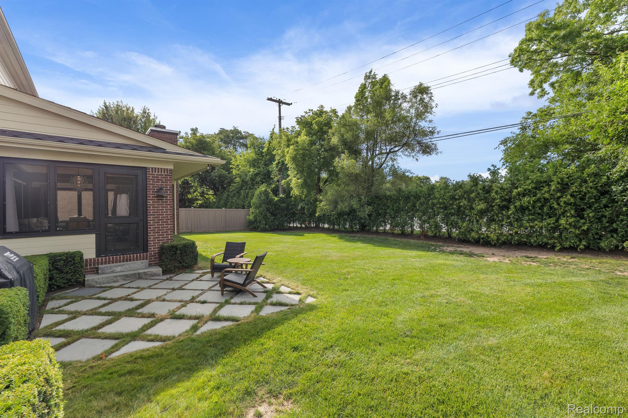 1151 MANCHESTER ROAD