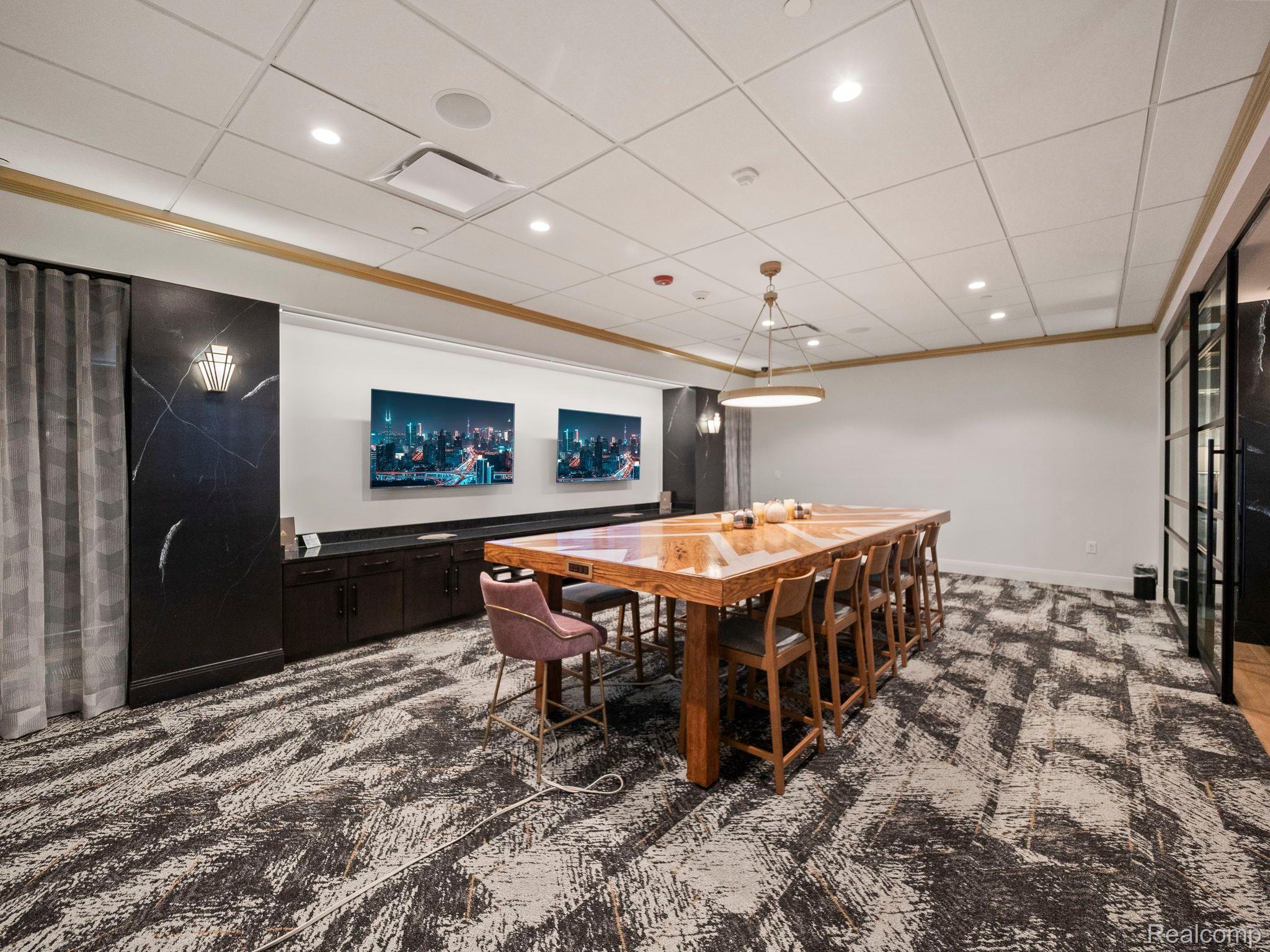 7430 2ND AVENUE #1006