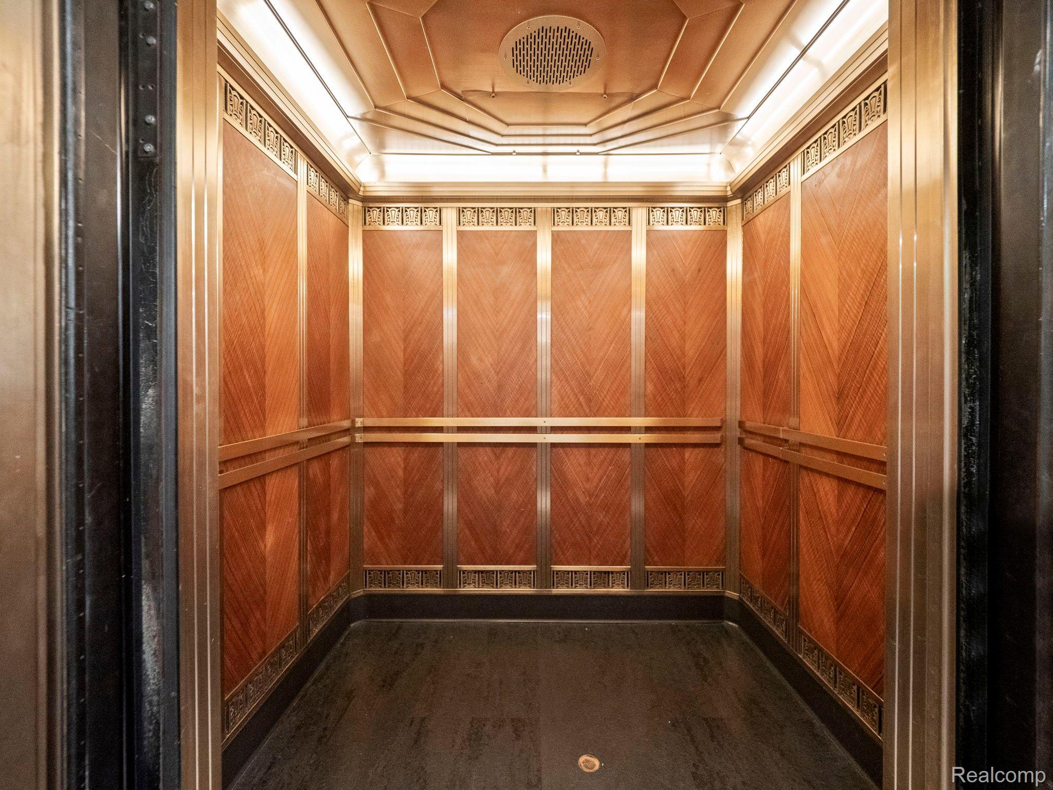 7430 2ND AVENUE #1006