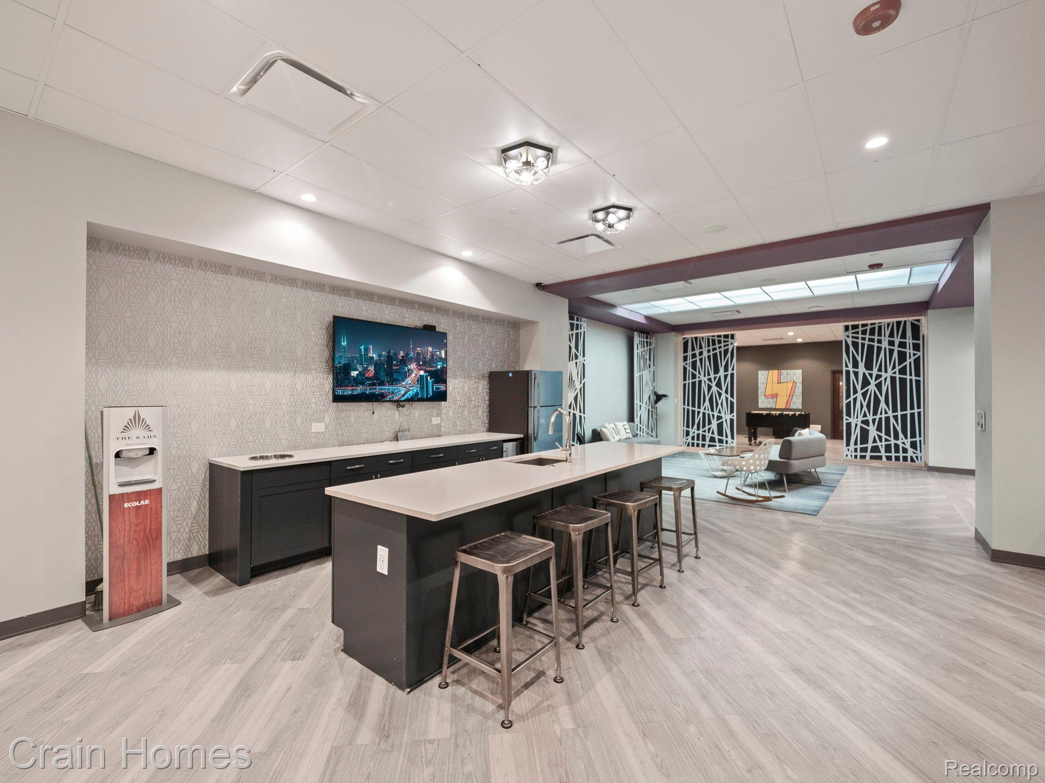 7430 2ND AVENUE #1006