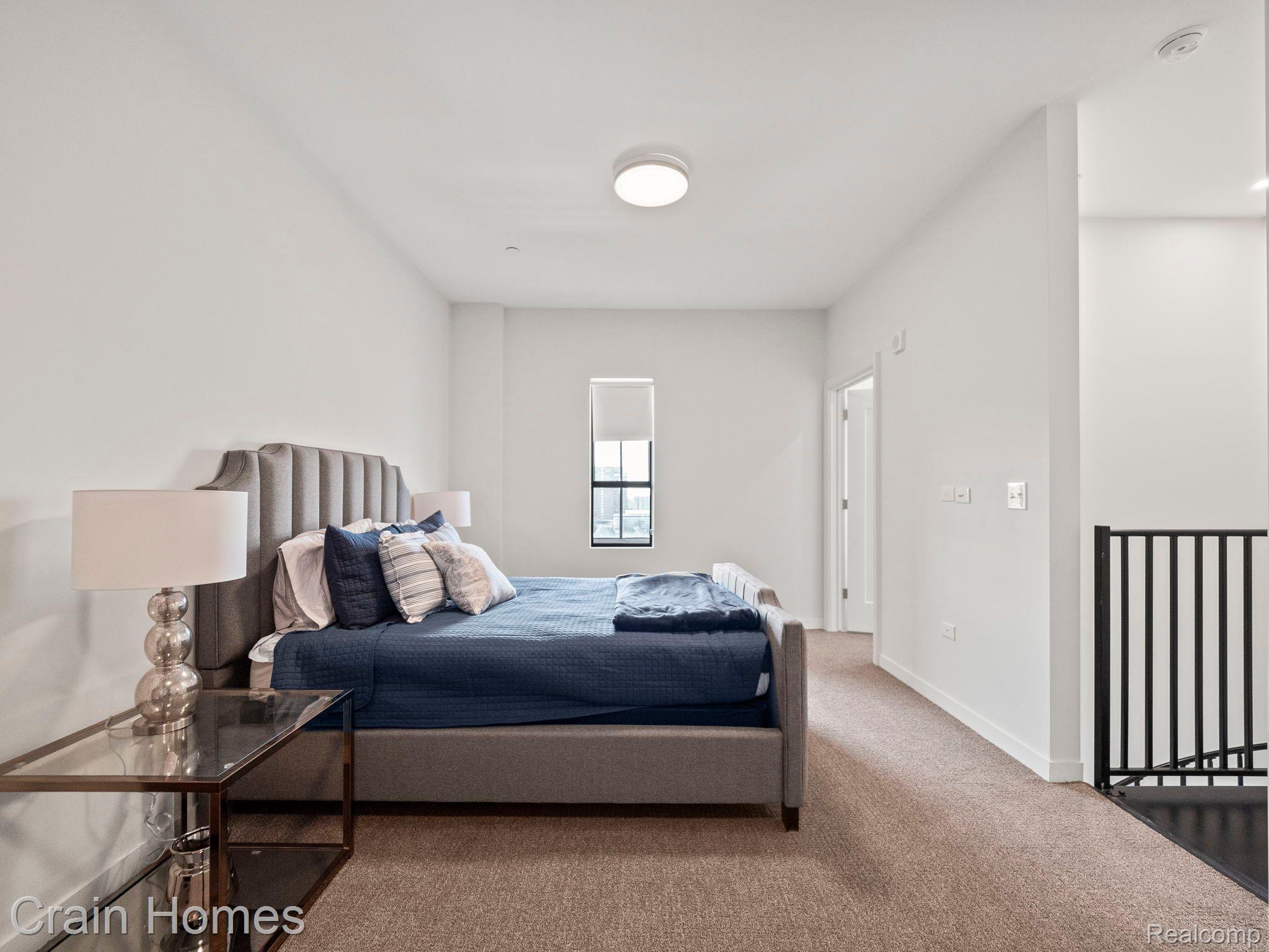 7430 2ND AVENUE #1006
