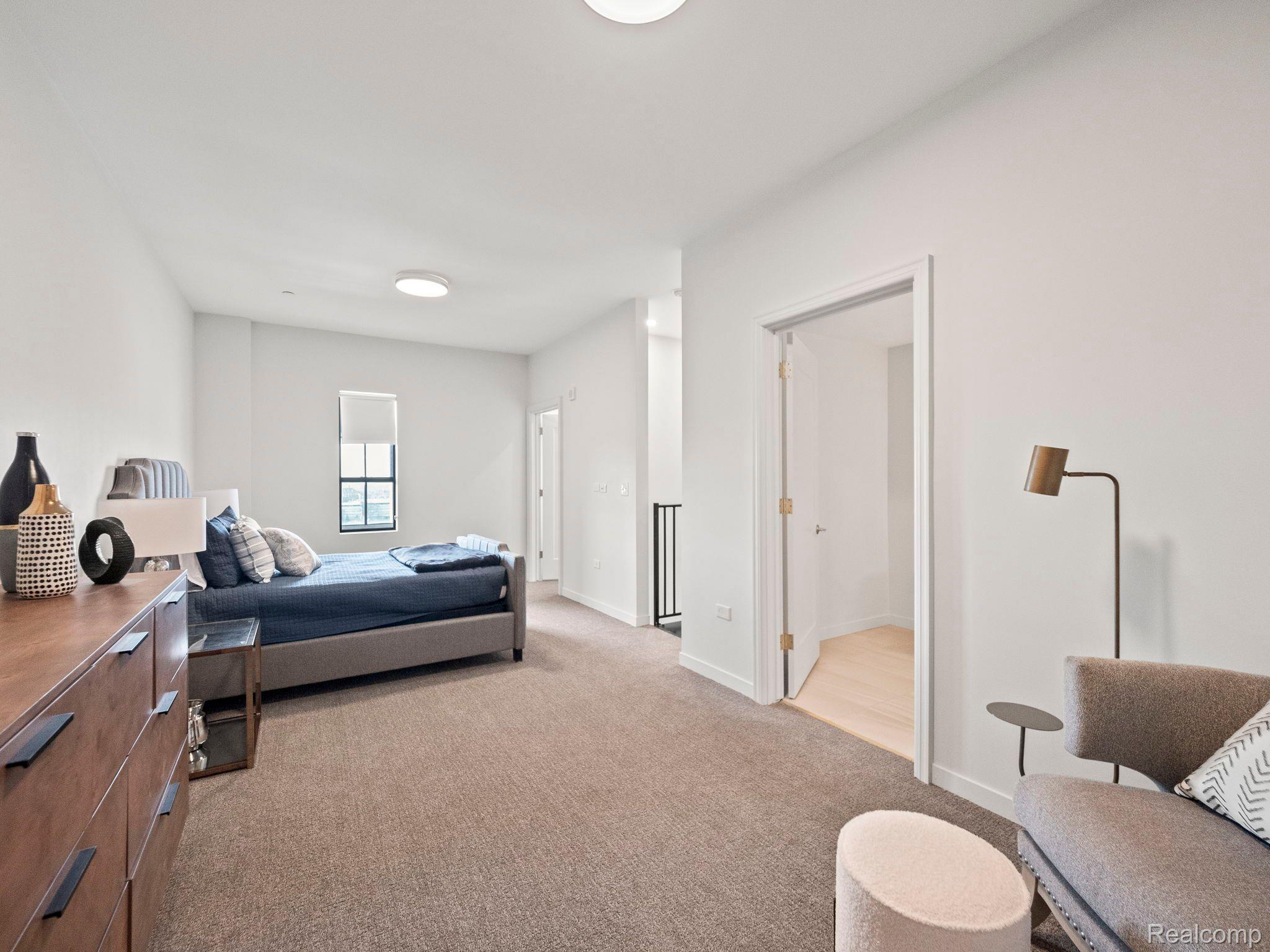 7430 2ND AVENUE #1006