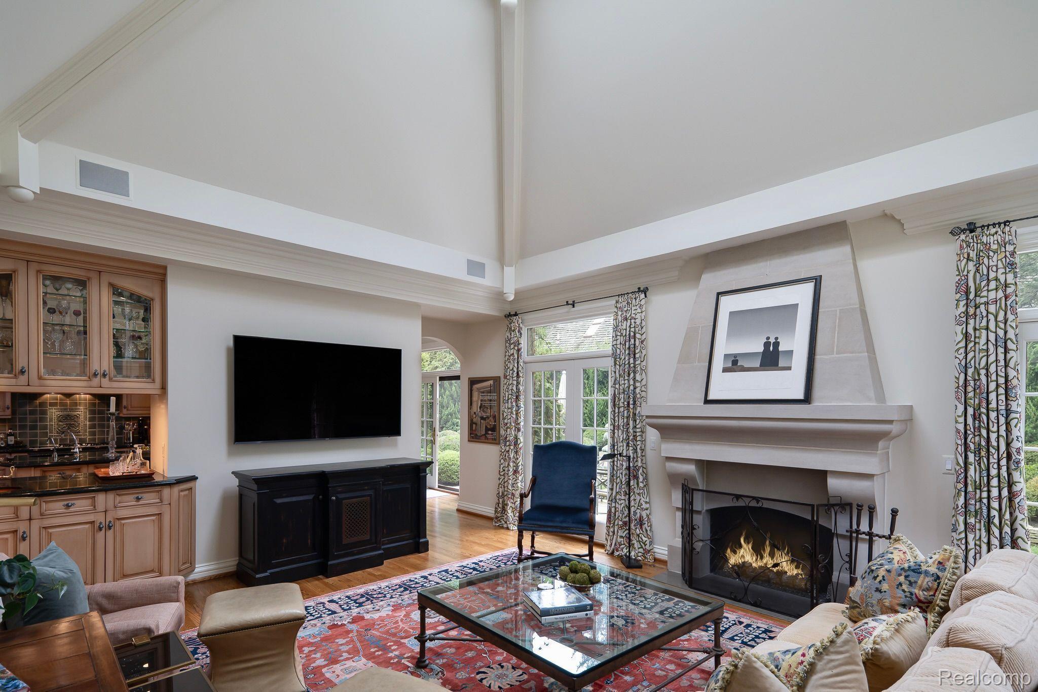 1505 ASHFORD LANE