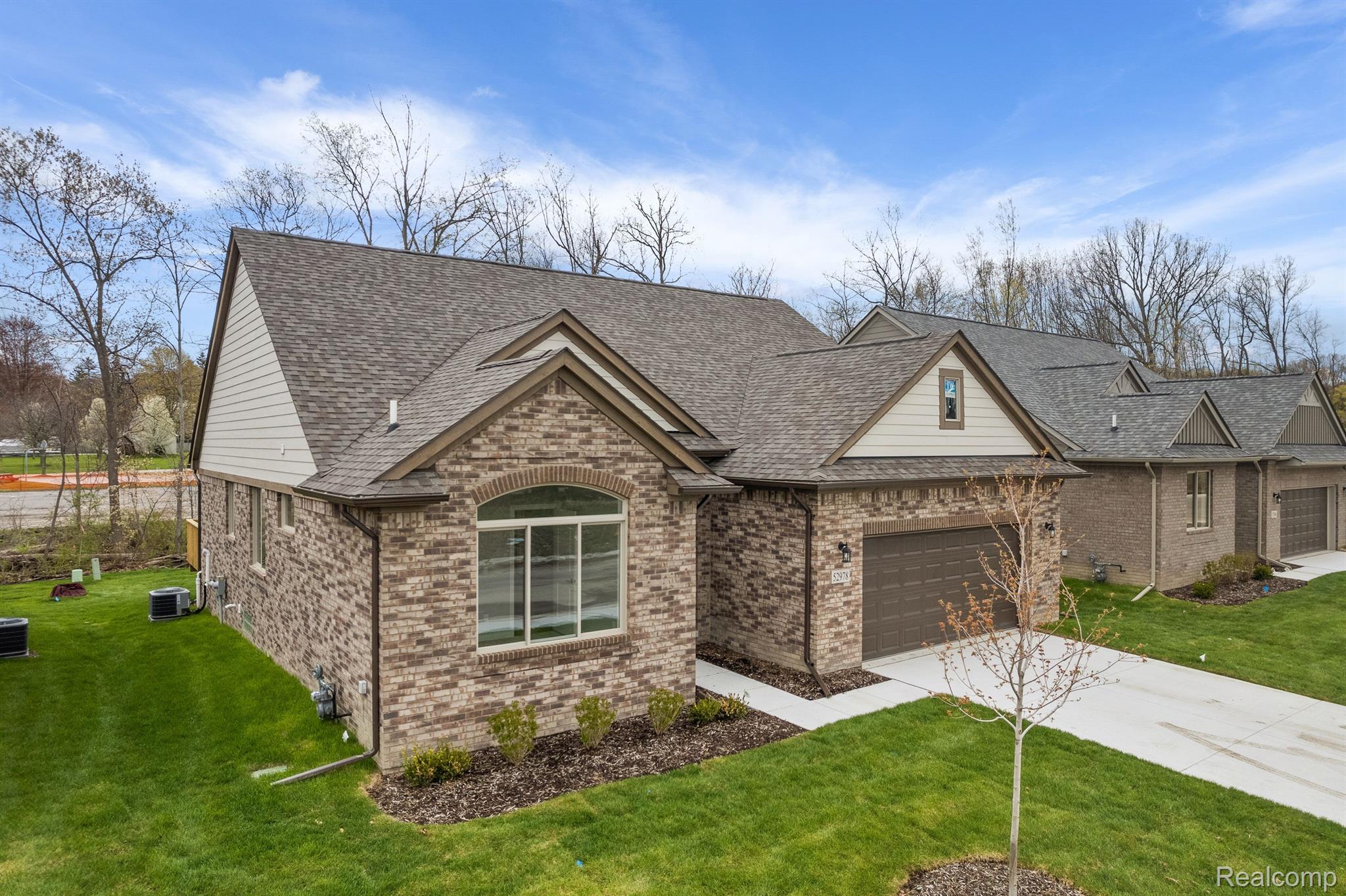 52977 TRAILSIDE DRIVE